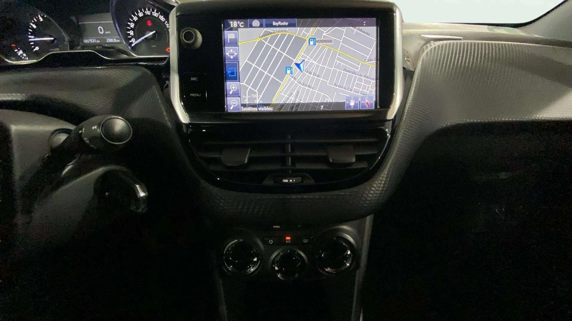 Peugeot 2008 Style 1.2L PureTech - foto 11