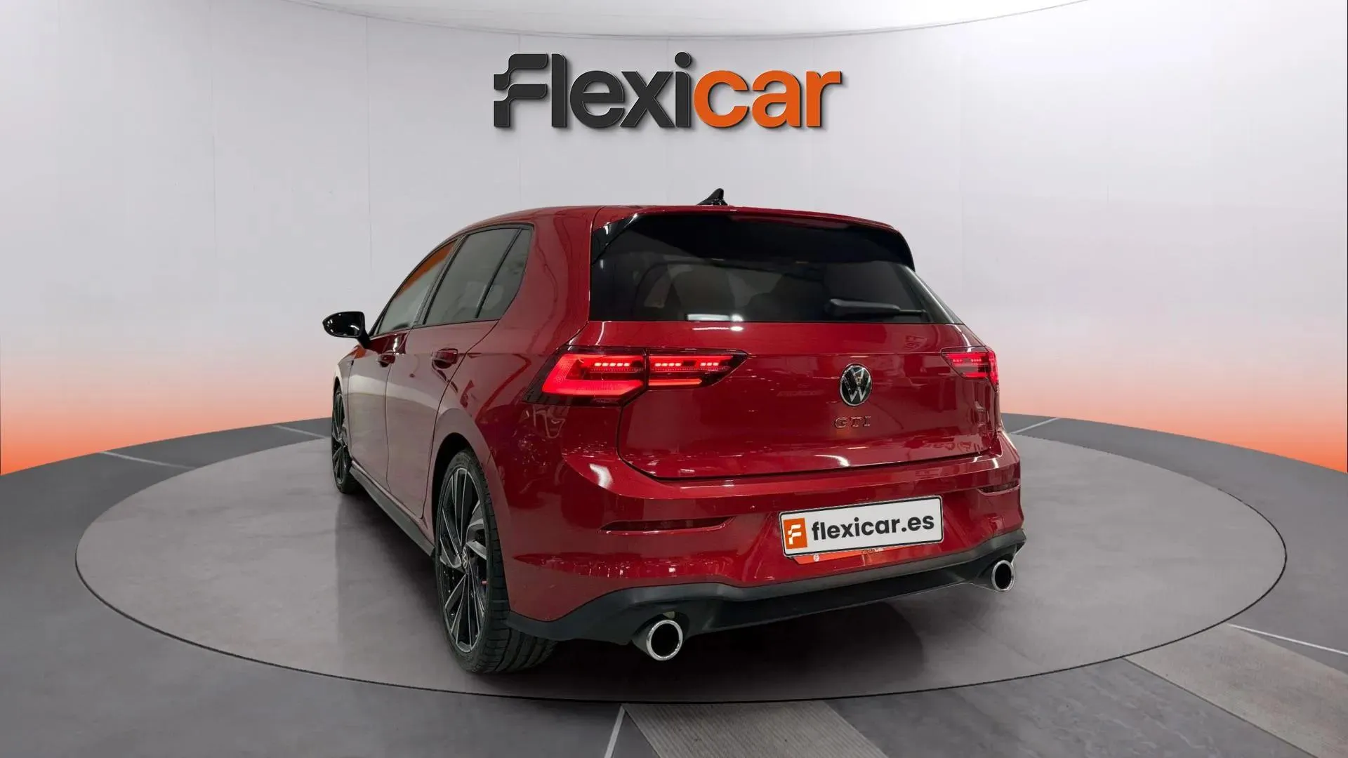 Volkswagen Golf GTI 2.0 TSI DSG - foto 5