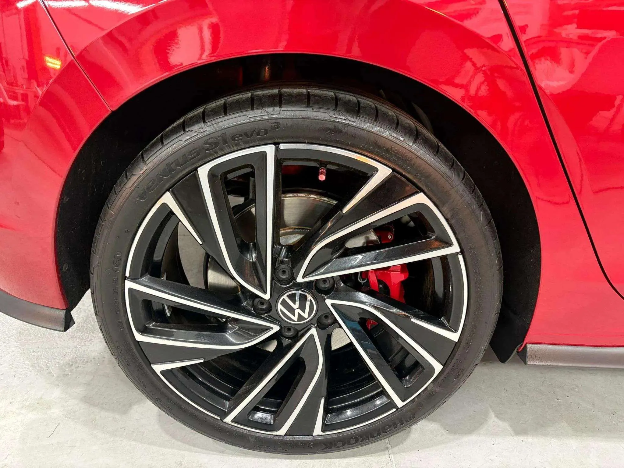 Volkswagen Golf GTI 2.0 TSI DSG - foto 27