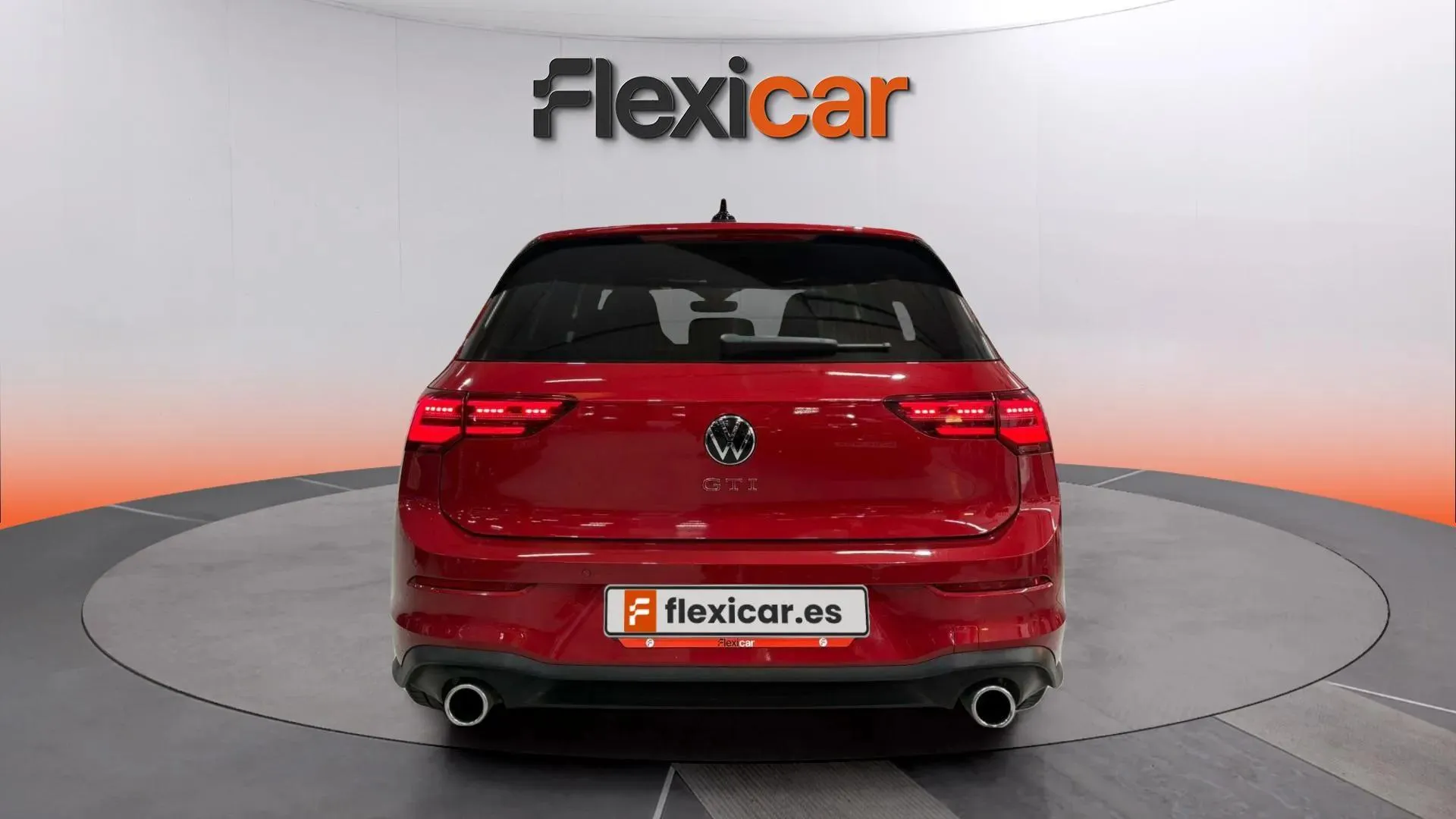 Volkswagen Golf GTI 2.0 TSI DSG - foto 6