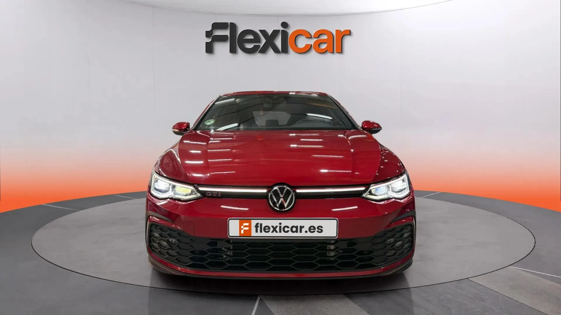 Volkswagen Golf GTI 2.0 TSI DSG - foto 2