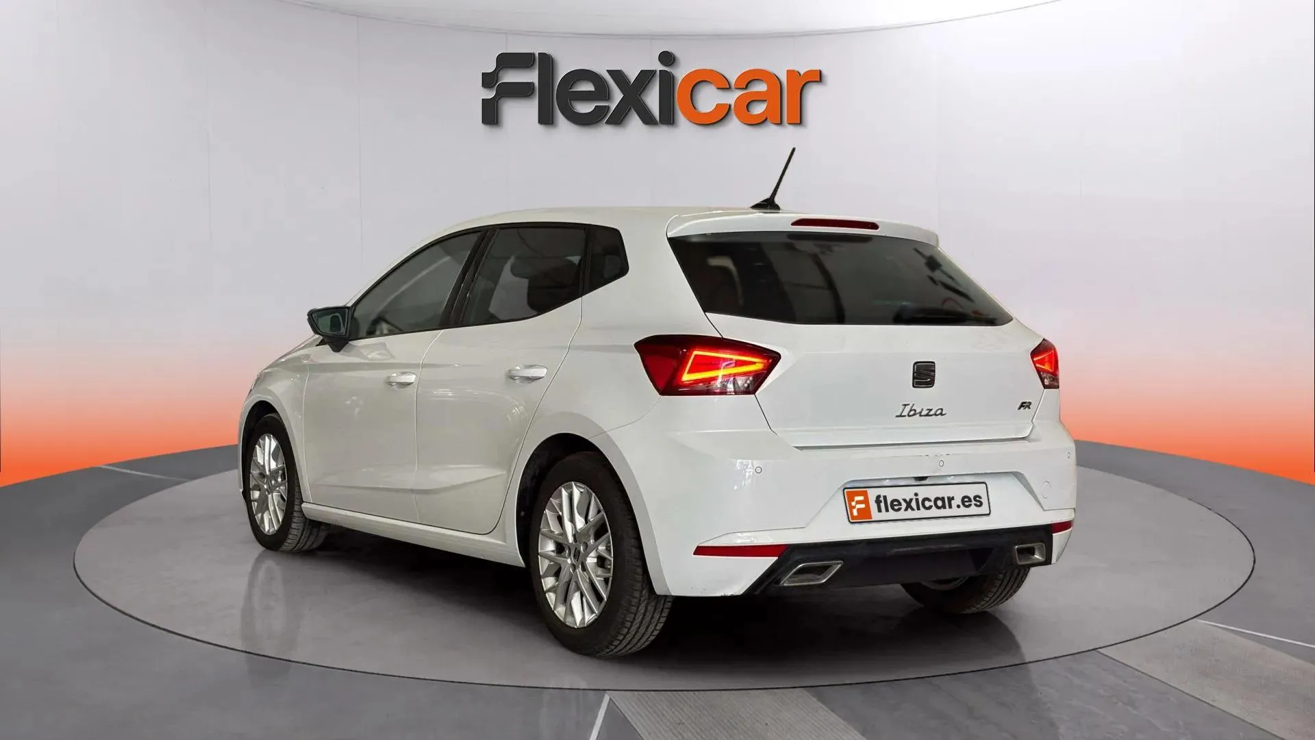 SEAT Ibiza 1.0 TSI FR XL - foto 4