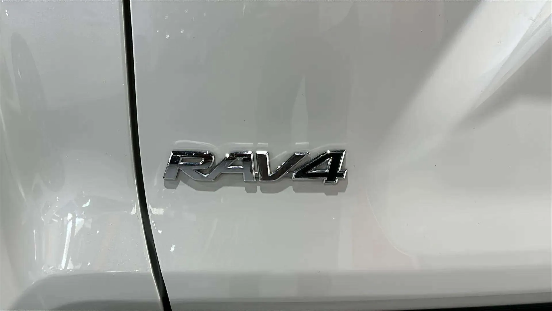 Toyota RAV4 2.5l 220H Style - foto 22