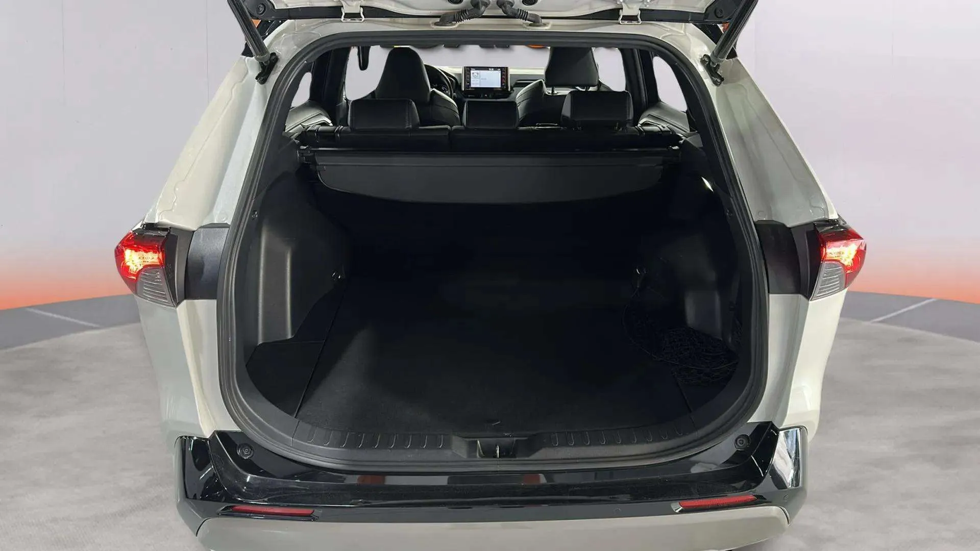 Toyota RAV4 2.5l 220H Style - foto 19
