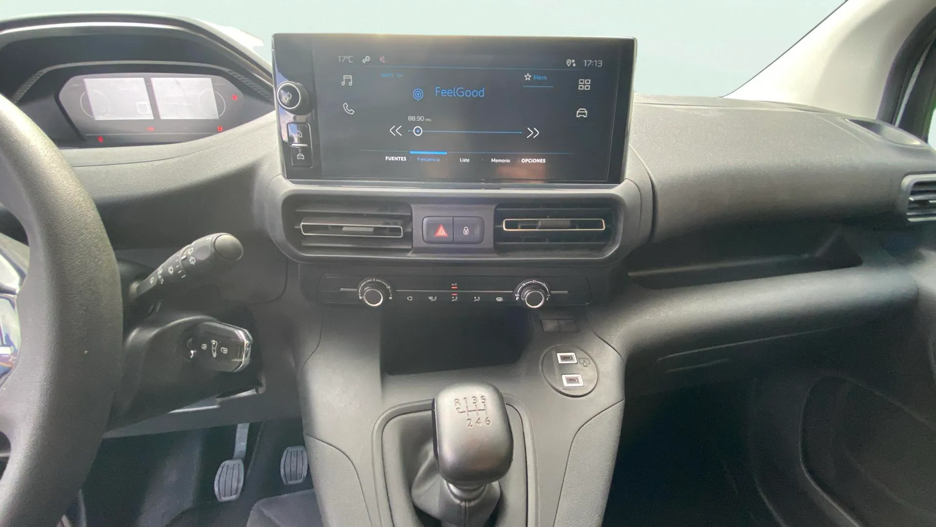 Peugeot Partner 1.5HDI 2025 - foto 13