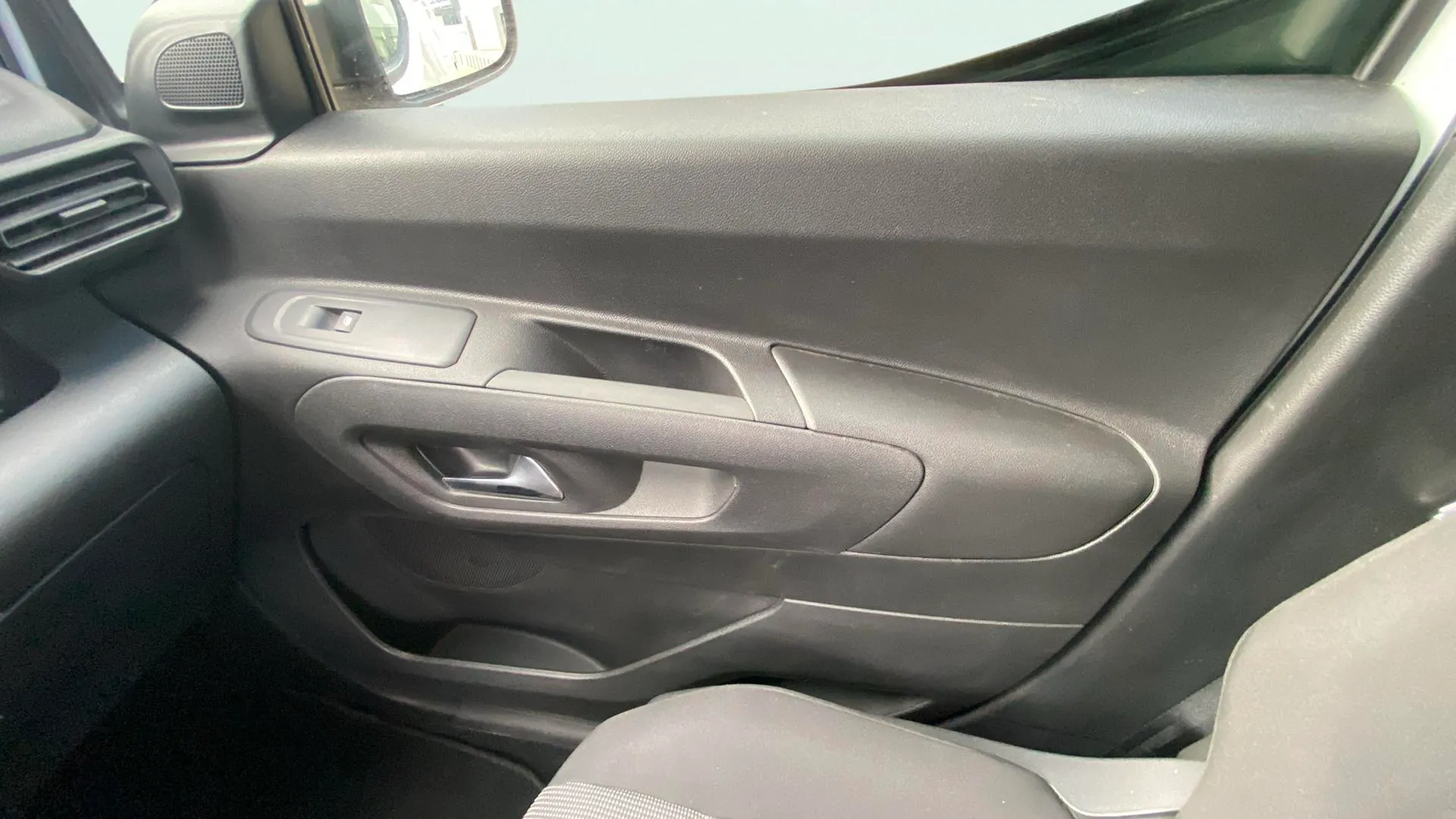 Peugeot Partner 1.5HDI 2025 - foto 14