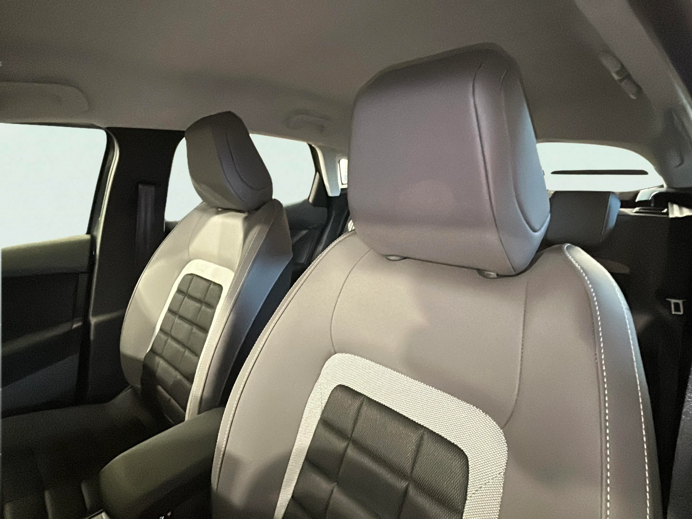 Citroën C4 Hybrid 110 ë-DCS6 You - foto 28