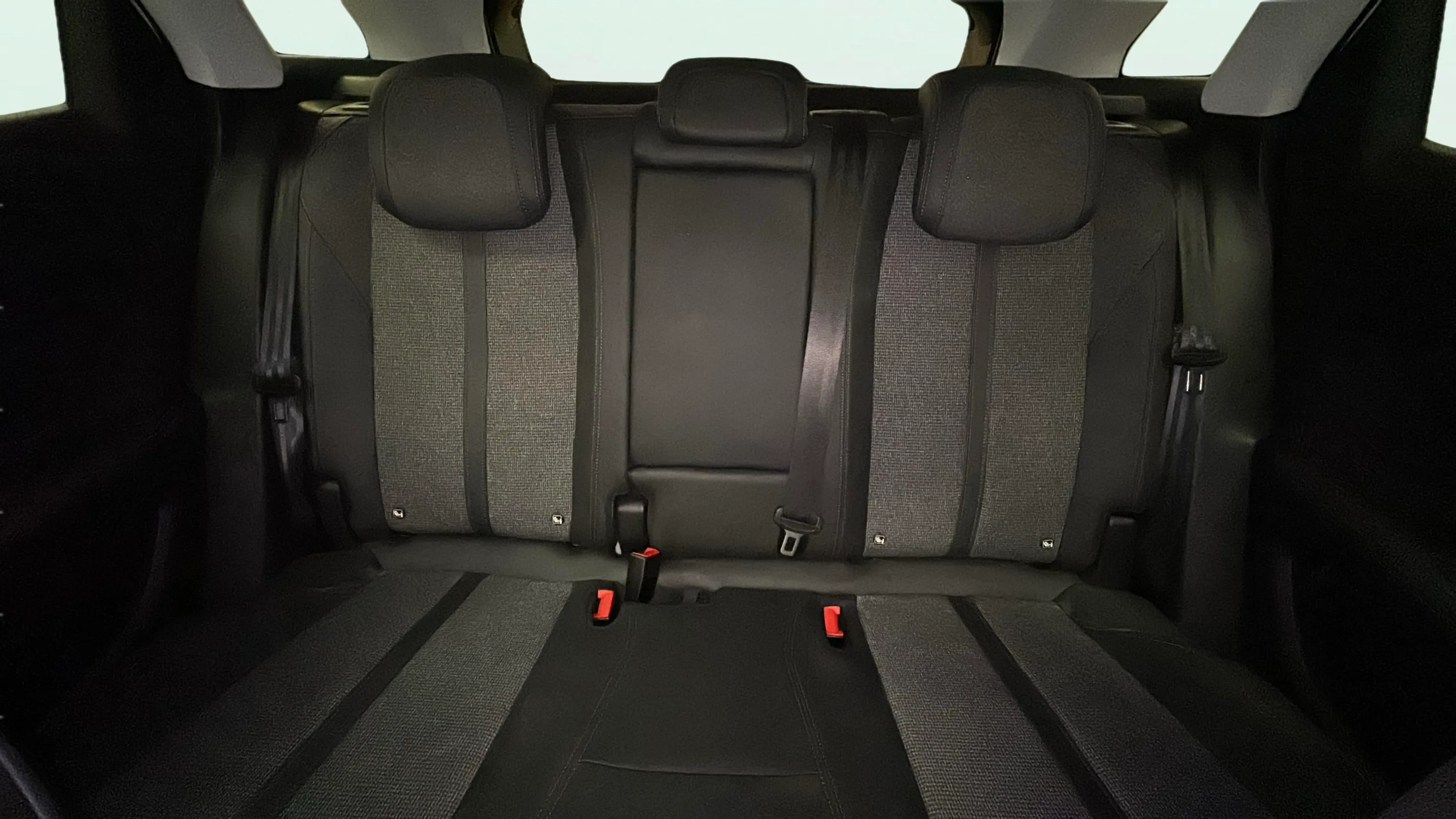 Peugeot 3008 225 e-EAT8 Allure - foto 12