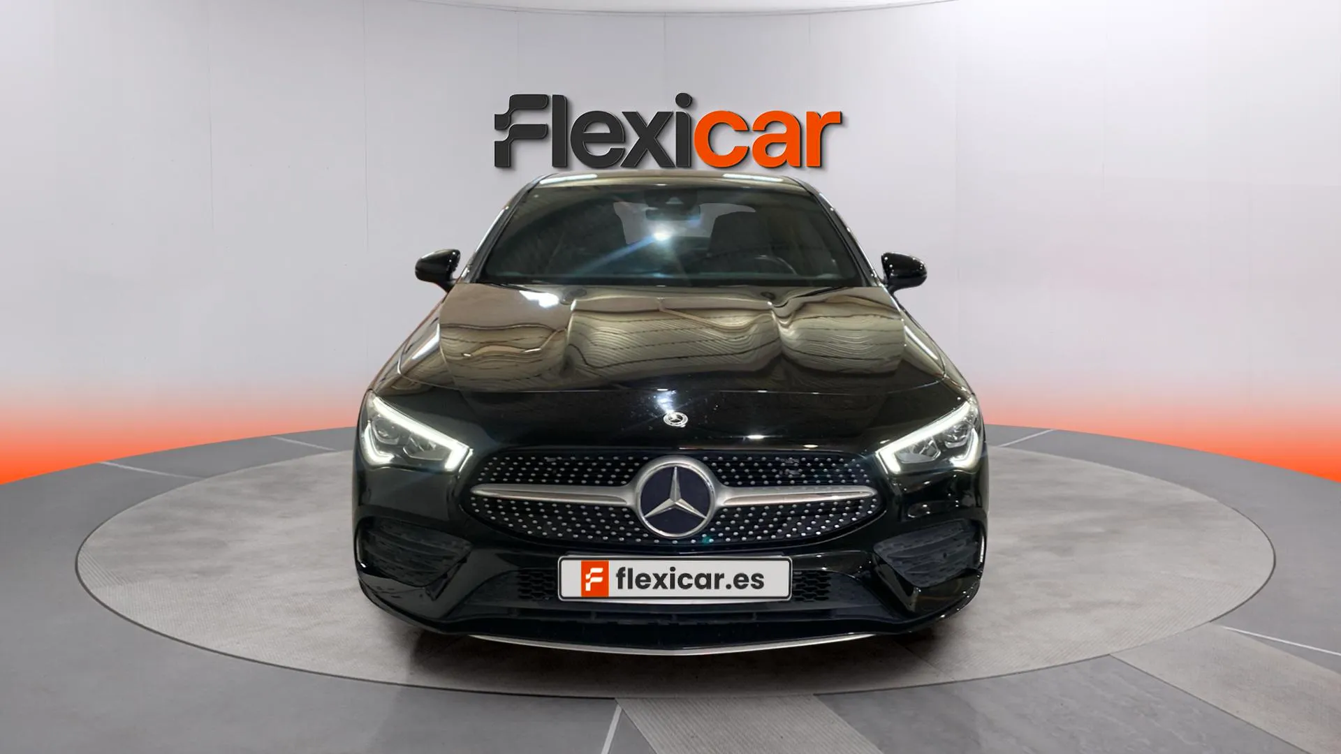 Mercedes-Benz CLA 180 - foto 2