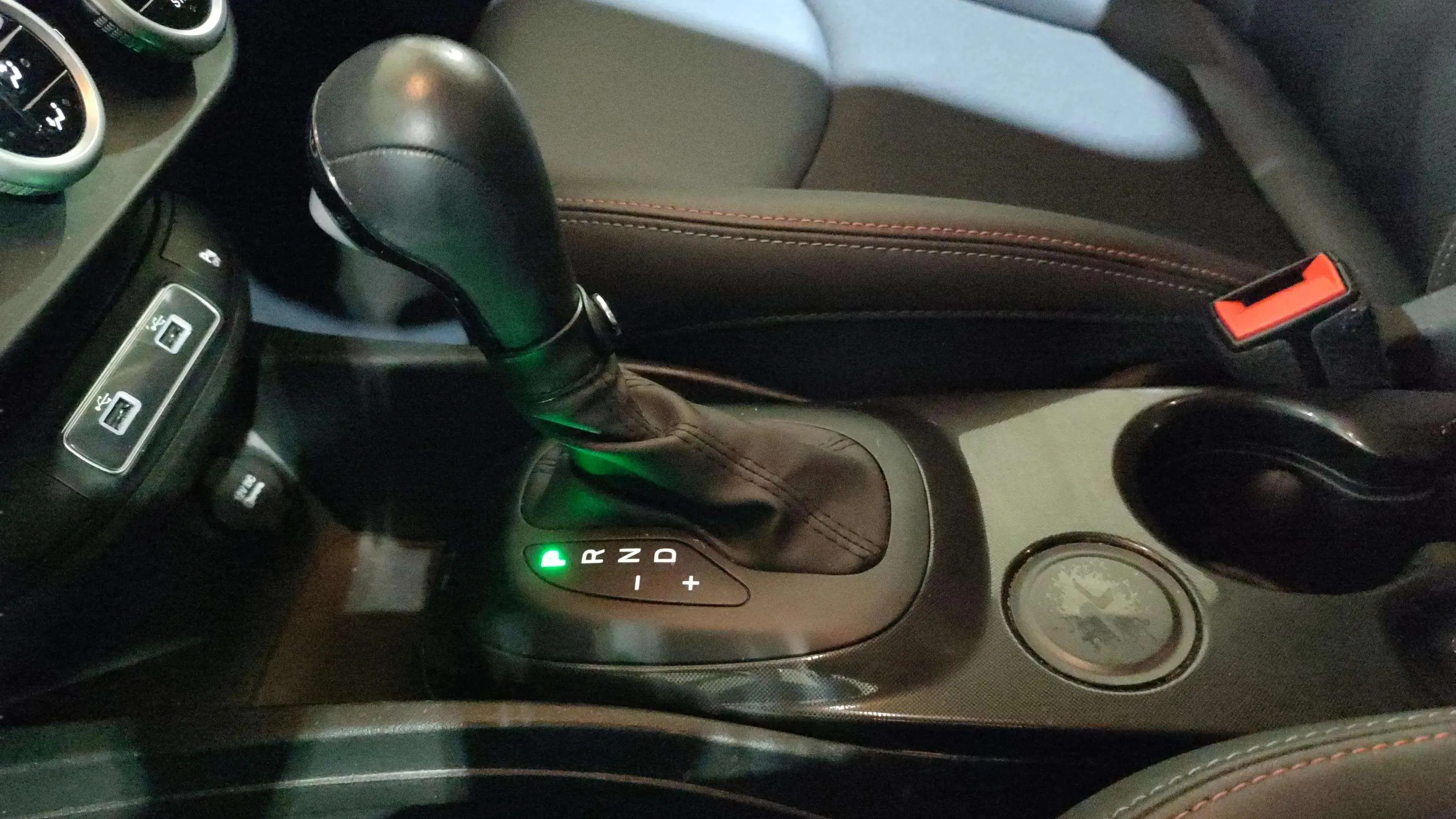 Fiat 500X Sport 1.5 Hybrid DCT - foto 19