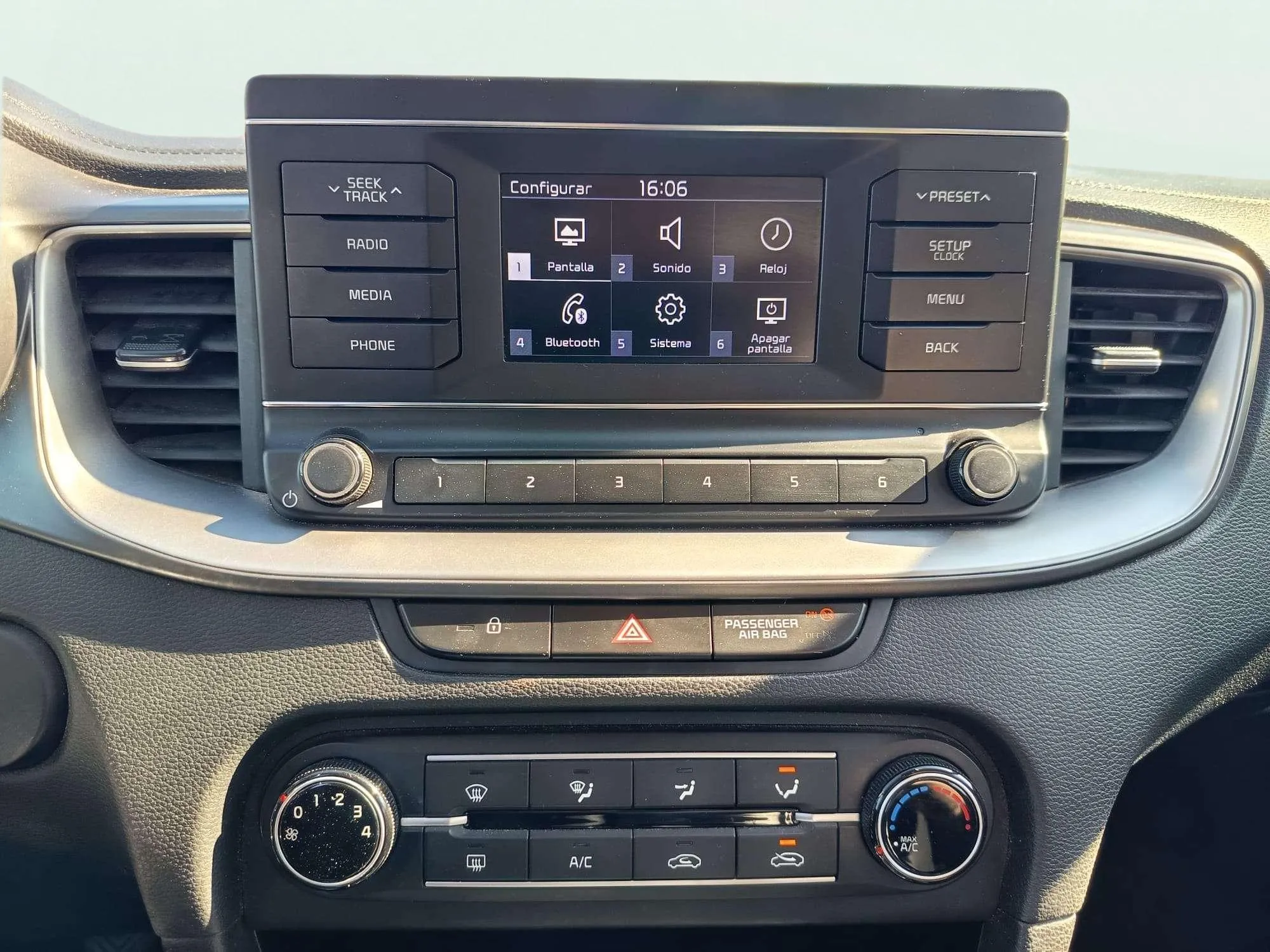 Kia Ceed 1.0 T-GDi Concept - foto 16