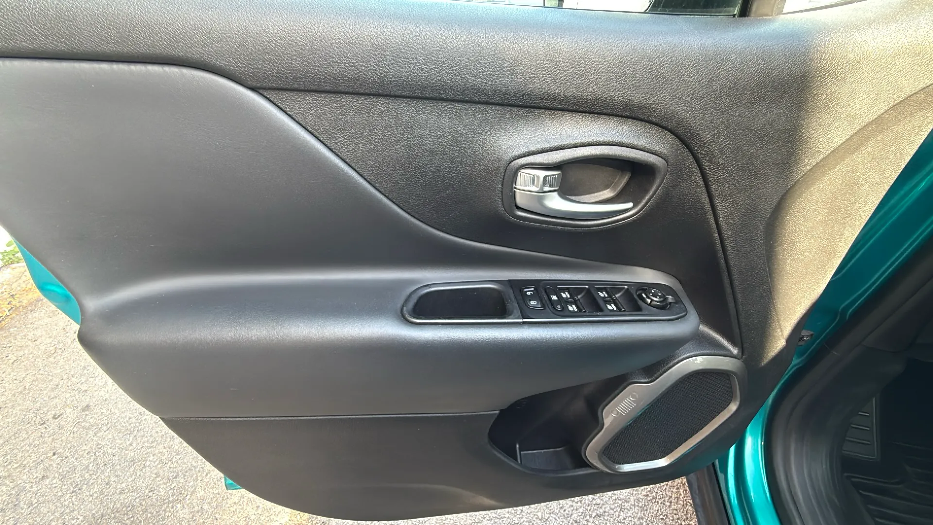 Jeep Renegade Limited 1.0G 4x2 - foto 6