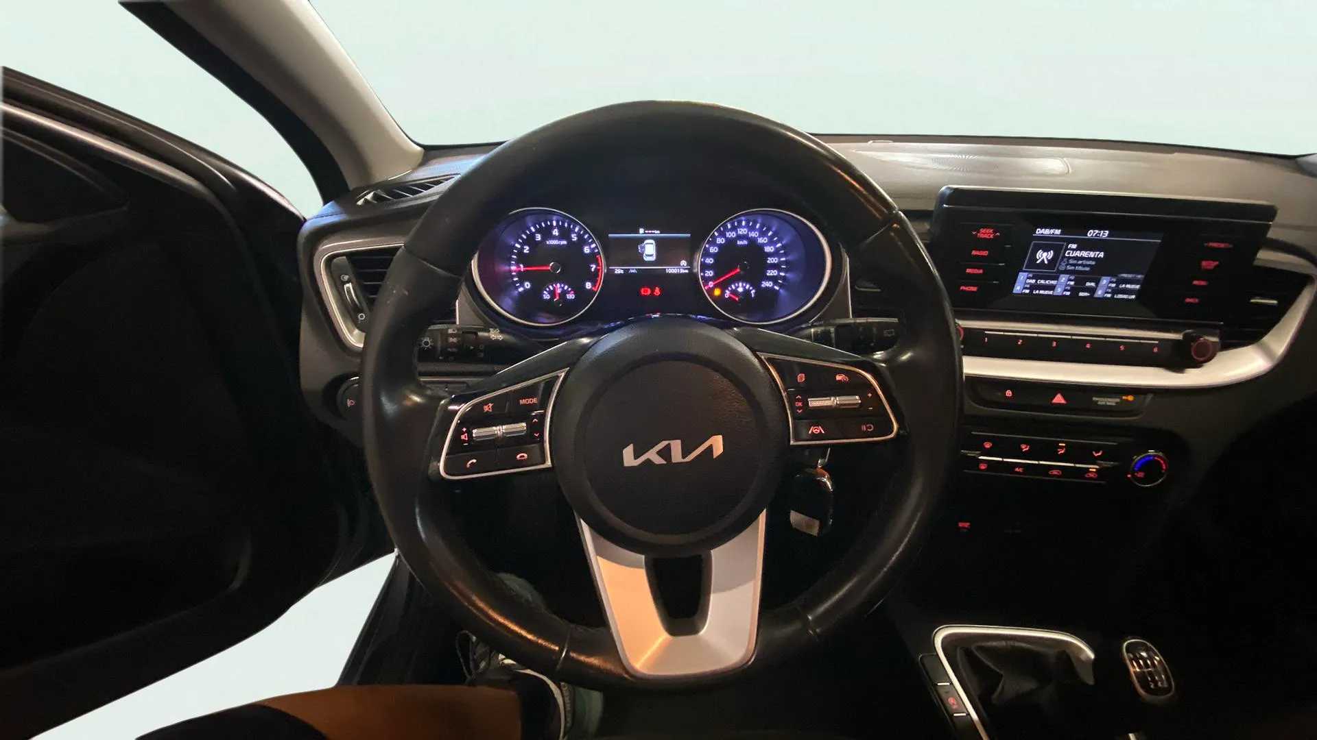 Kia Ceed 1.0 T-GDi Concept - foto 11