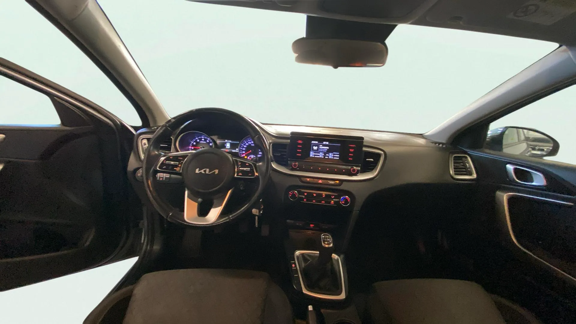Kia Ceed 1.0 T-GDi Concept - foto 9