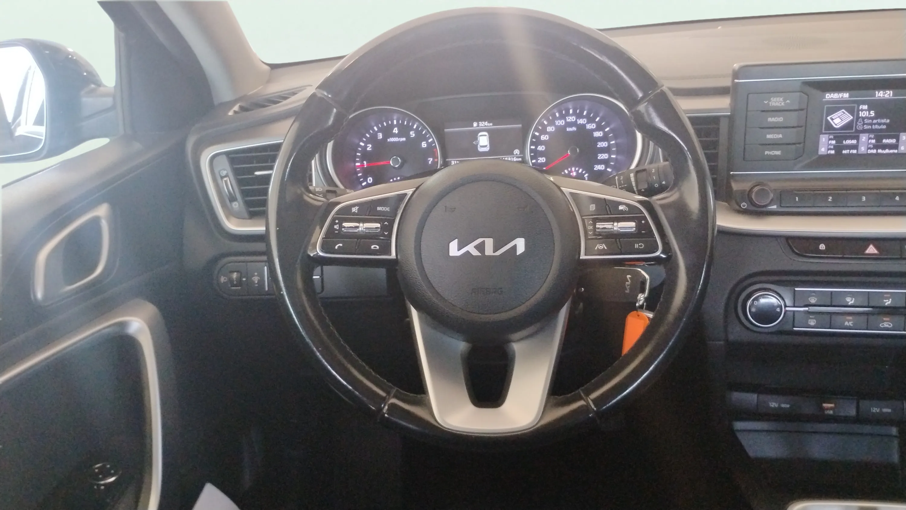 Kia Ceed 1.0 T-GDi Concept - foto 11