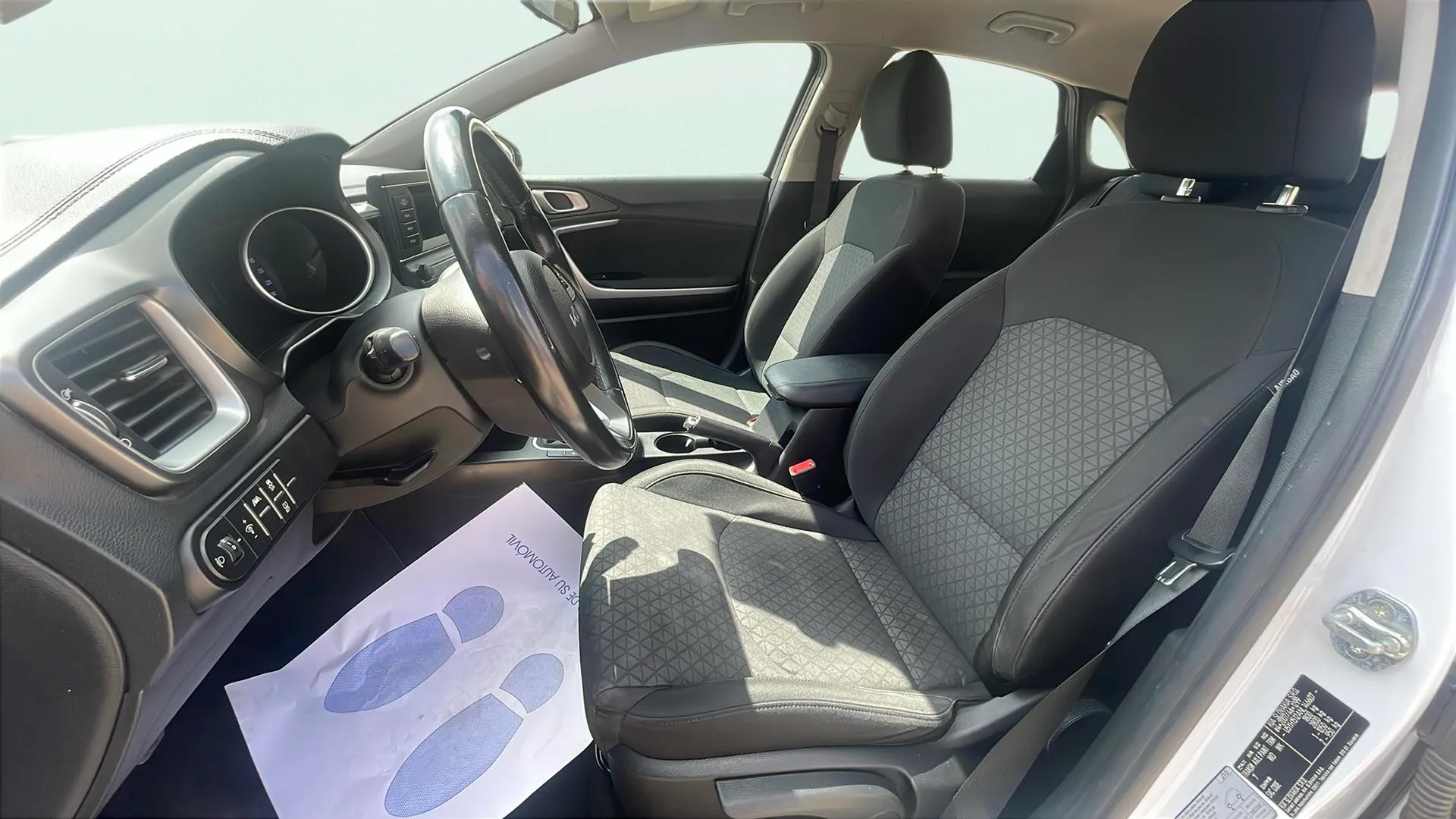 Kia Ceed 1.0 T-GDi Concept - foto 14
