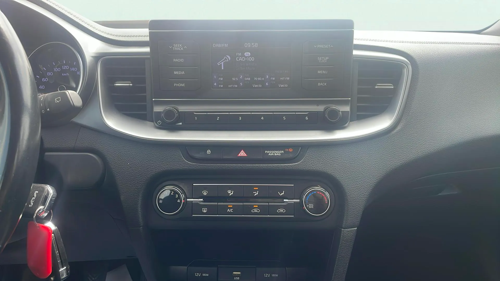 Kia Ceed 1.0 T-GDi Concept - foto 10