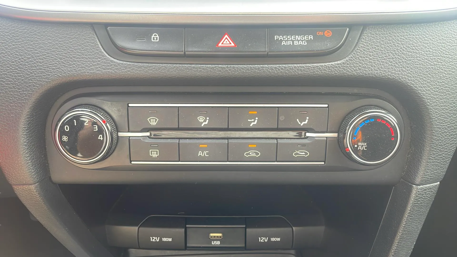 Kia Ceed 1.0 T-GDi Concept - foto 25