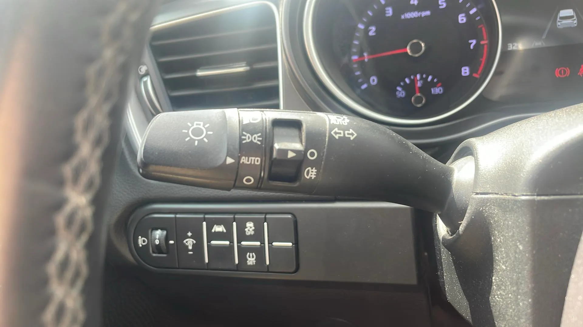 Kia Ceed 1.0 T-GDi Concept - foto 29