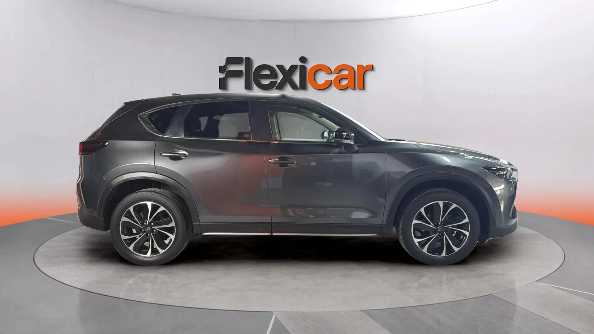 Mazda CX-5 2.0 GE 2WD Newground - foto 2
