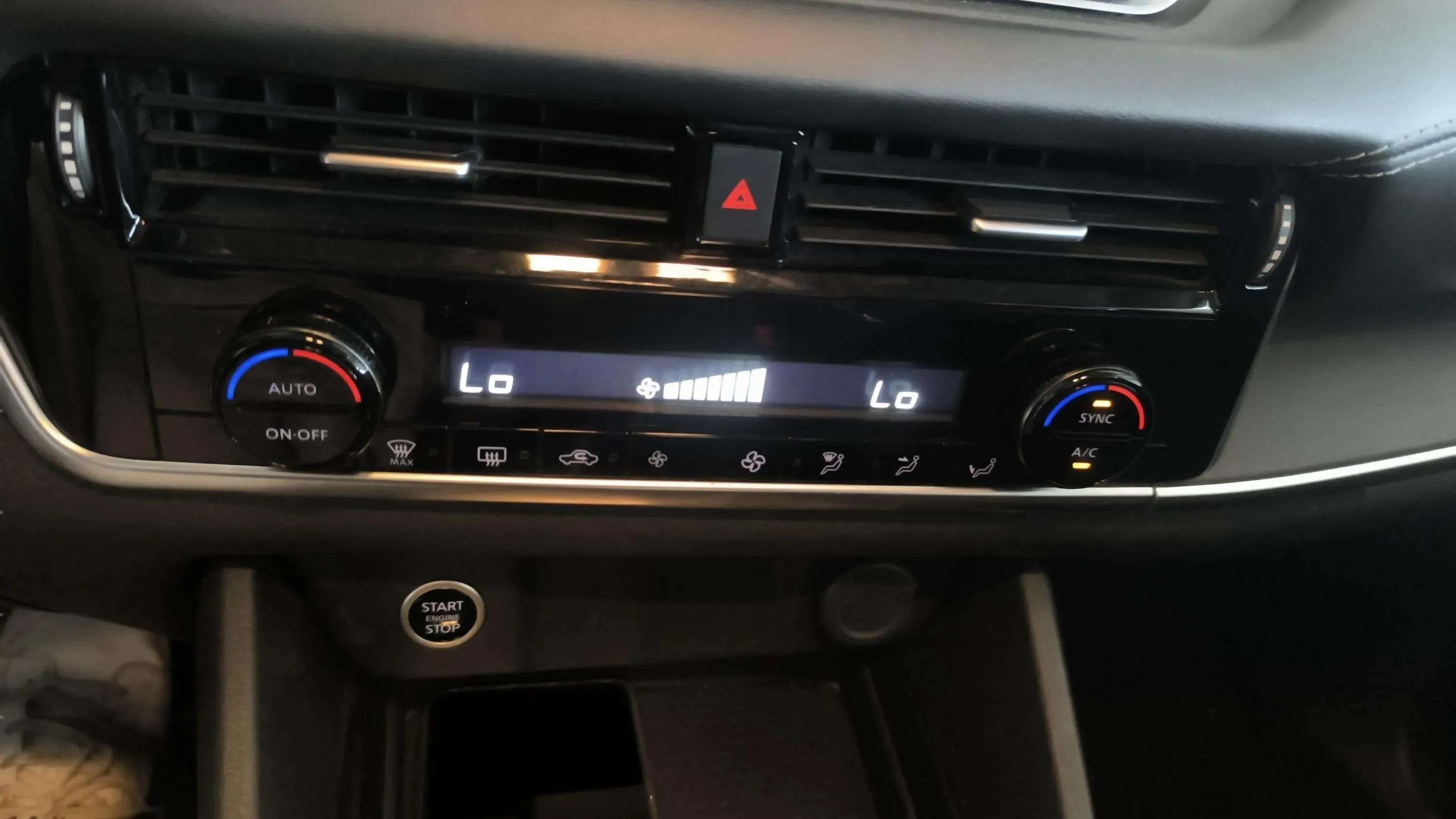 Nissan Qashqai DIG-T mHEV CVT Acenta - foto 22