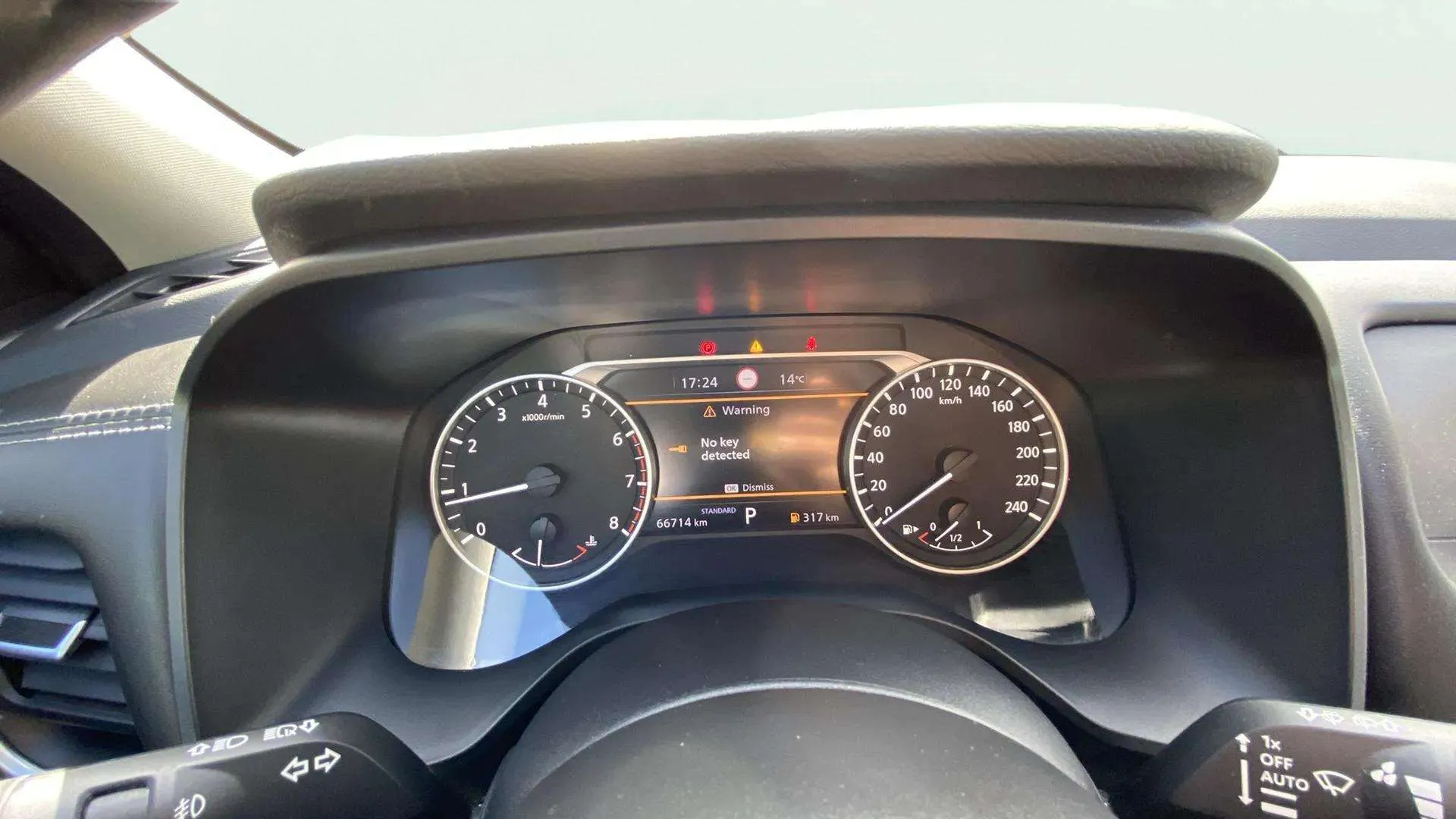 Nissan Qashqai DIG-T mHEV 4x2 Acenta - foto 9