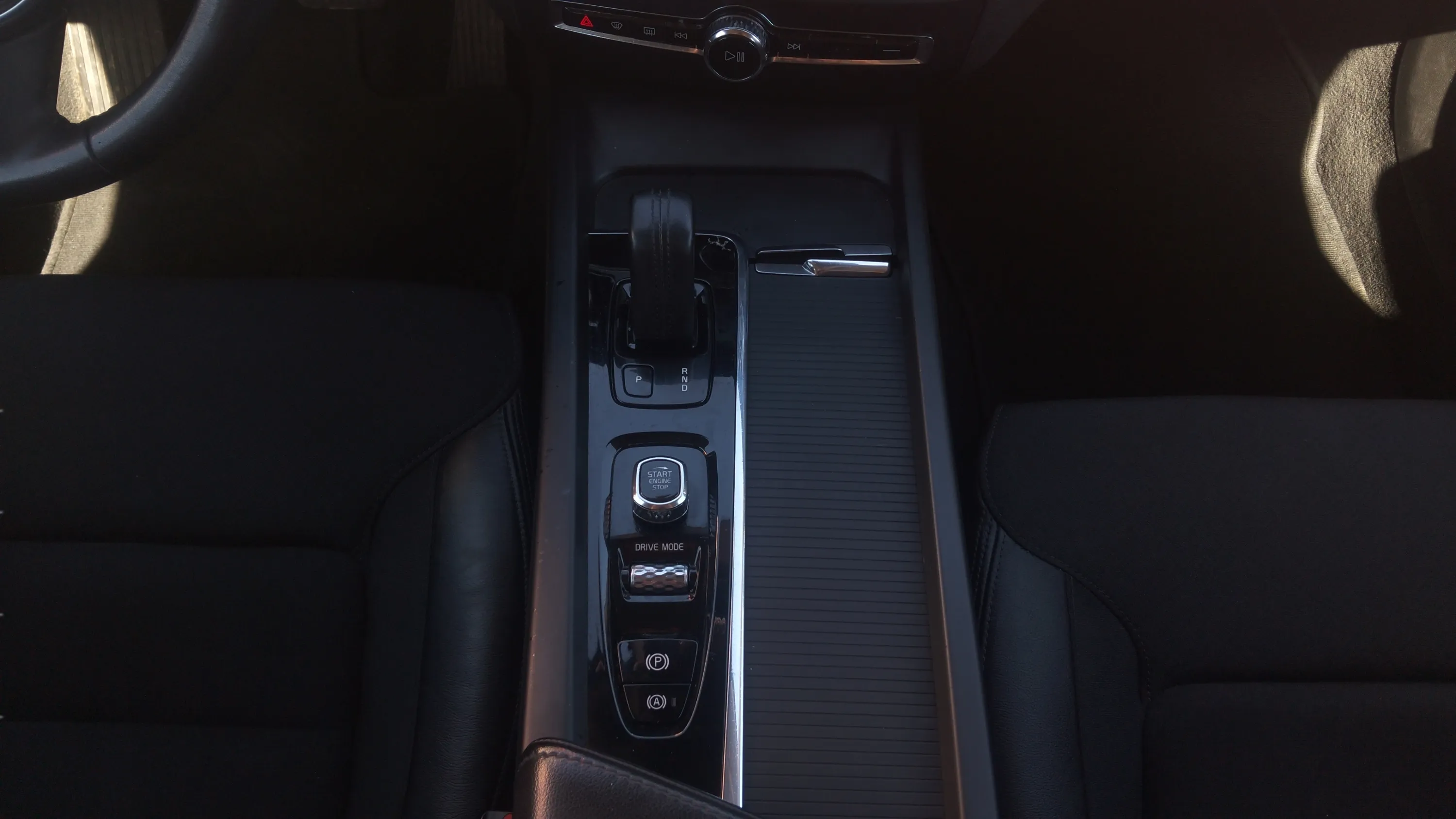 Volvo S60 B4(G) FWD Momentum Pro aut - foto 21