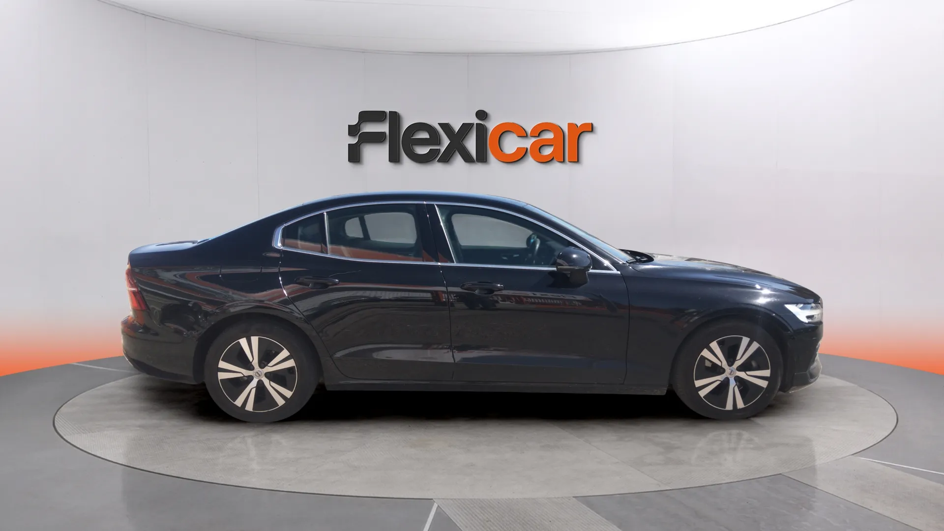Volvo S60 B4(G) FWD Momentum Pro aut - foto 8