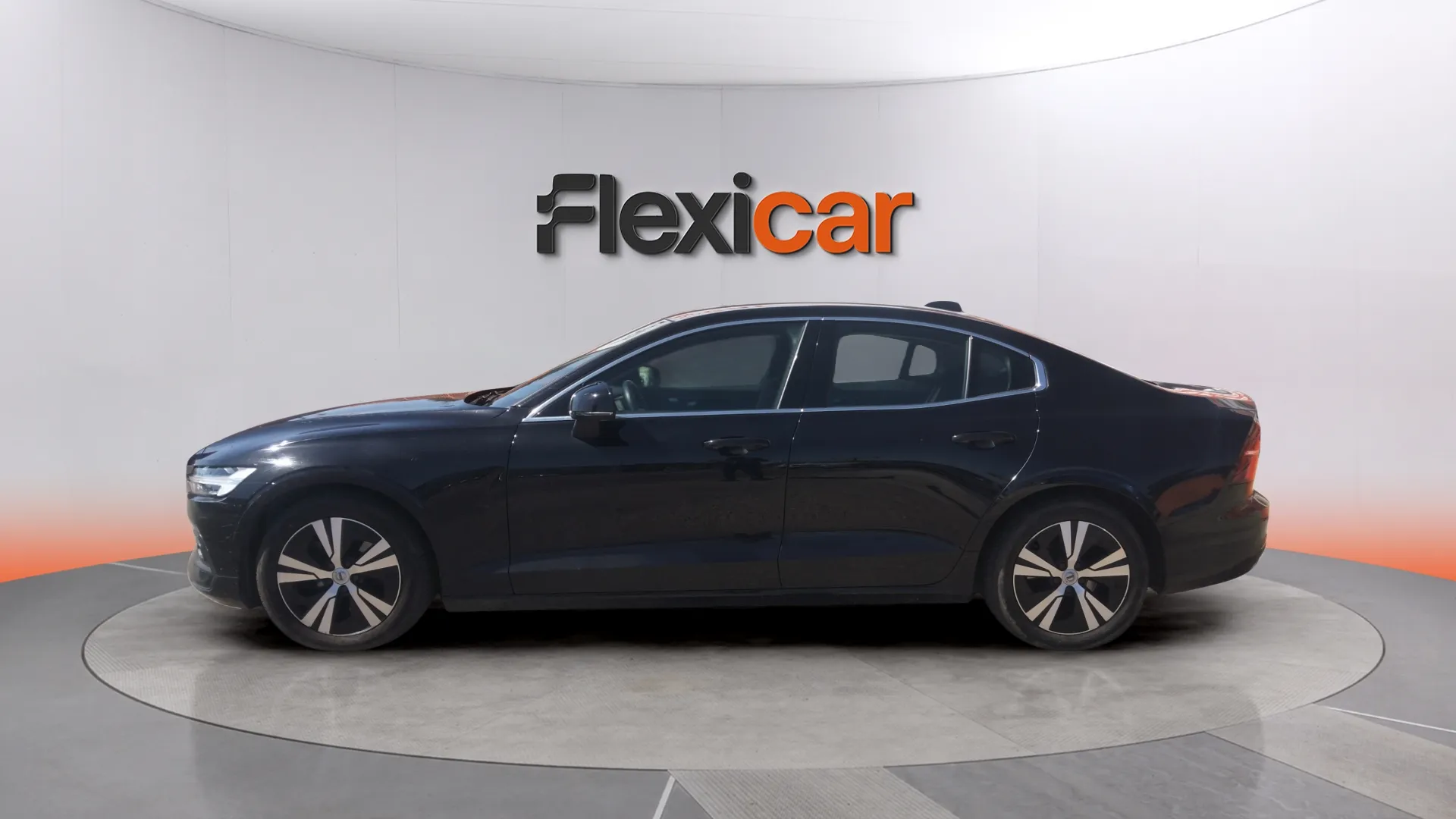 Volvo S60 B4(G) FWD Momentum Pro aut - foto 4