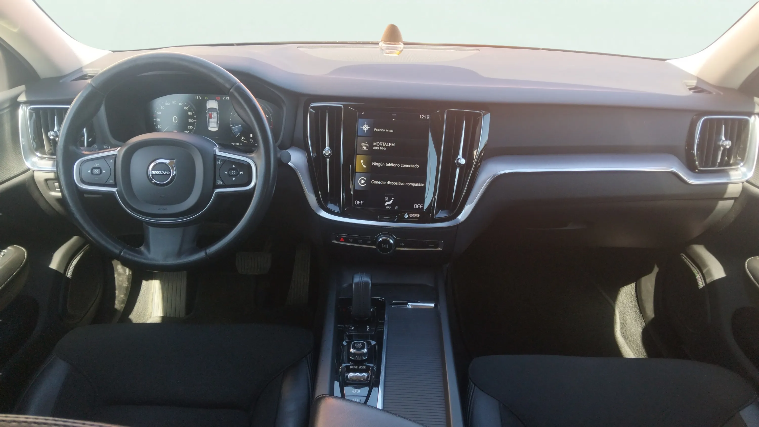 Volvo S60 B4(G) FWD Momentum Pro aut - foto 9