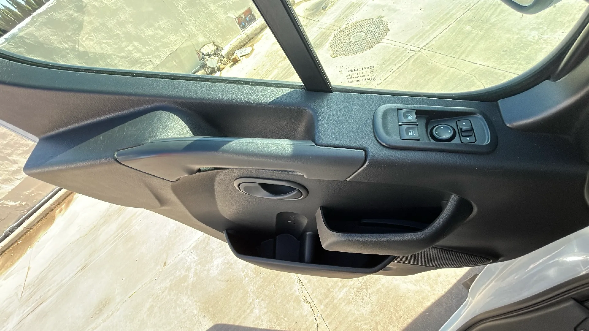 Nissan Interstar 2.0 Diesel - foto 10