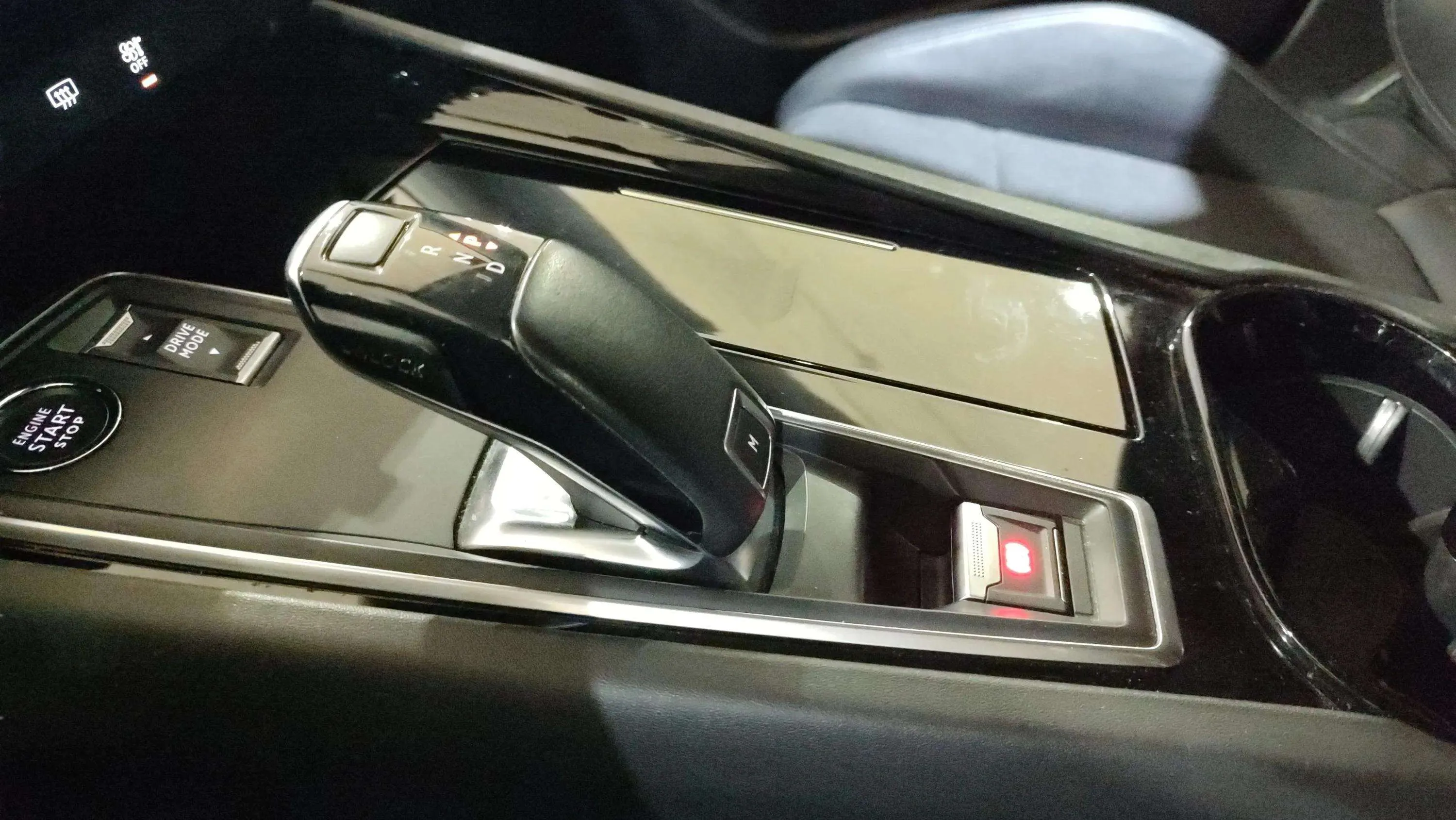 Peugeot 508 Active BlueHDi 130 EAT8 - foto 17