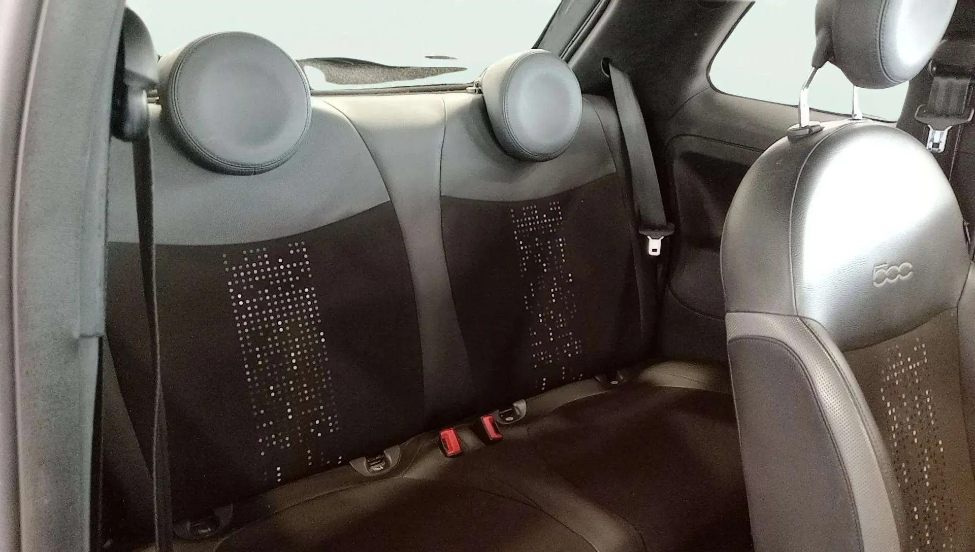 Fiat 500 Sport 1.0 Hybrid - foto 17