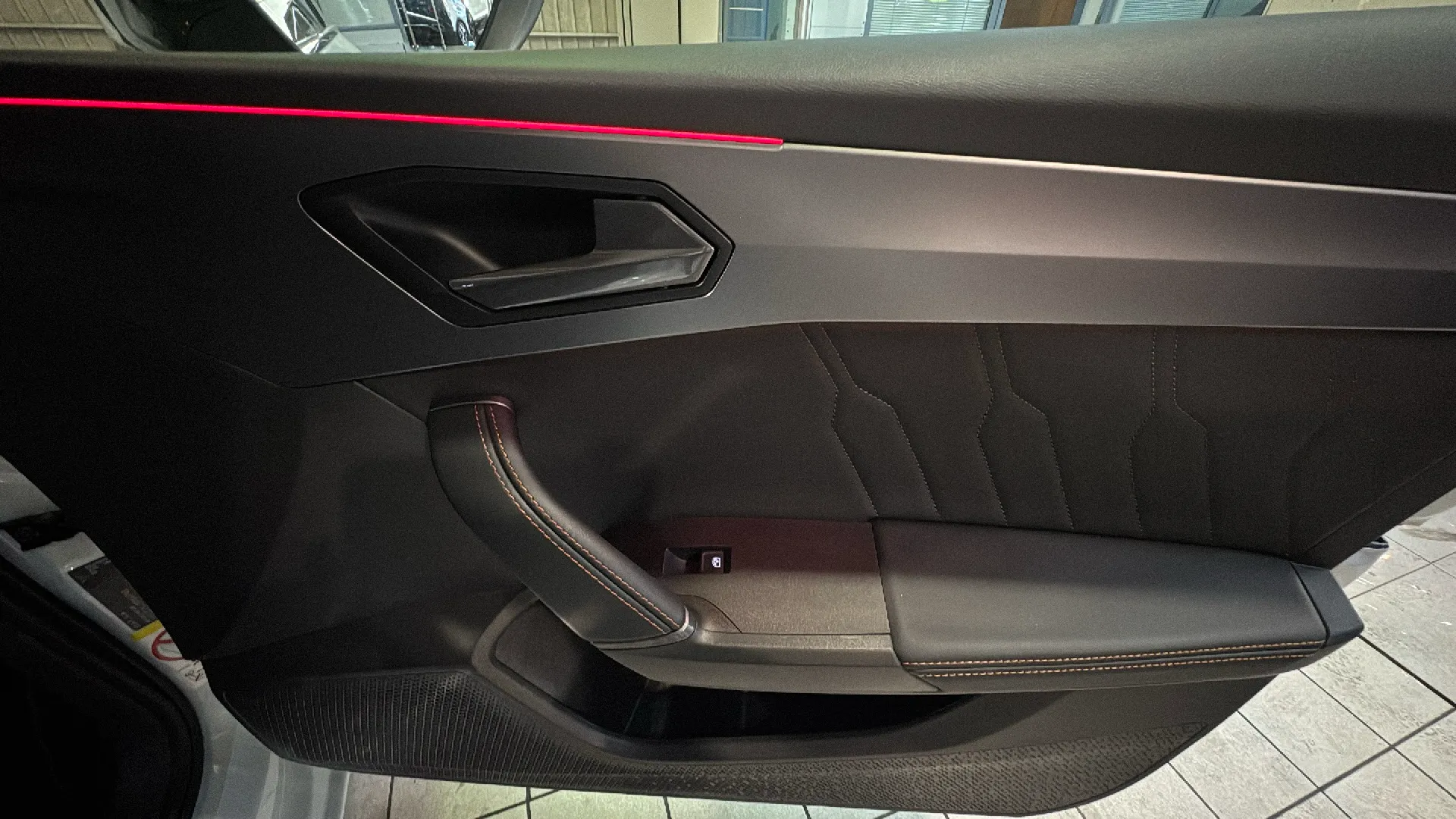 Cupra León 2.0 TSI DSG - foto 21
