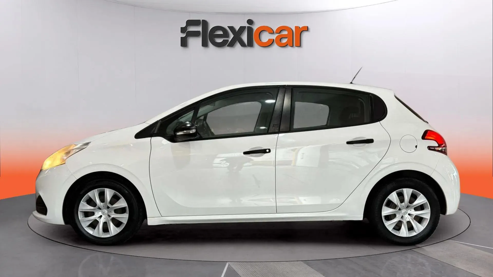 Peugeot 208 Access 1.6 BlueHDi - foto 6