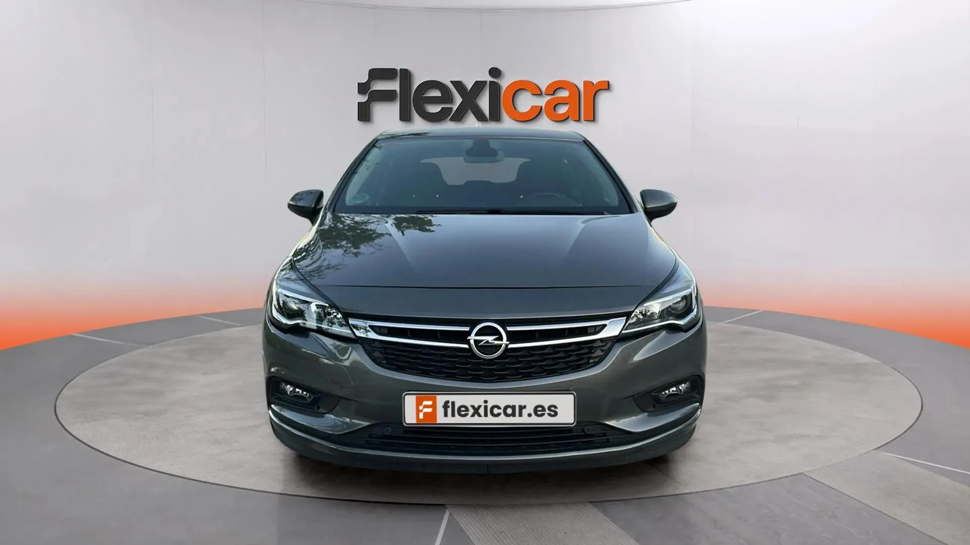 Opel Astra 1.6 CDTi Dynamic - foto 2