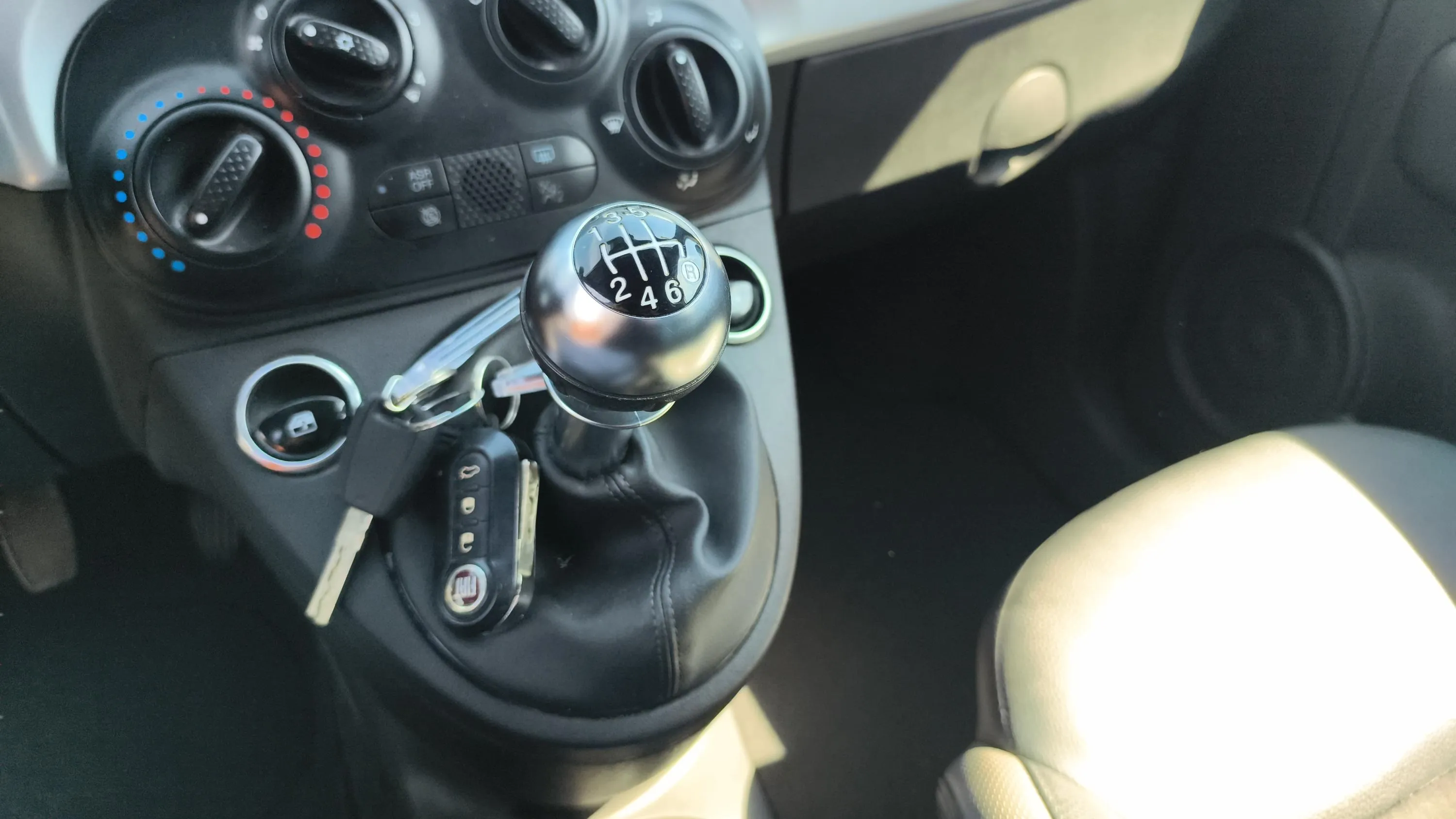 Fiat 500 Sport 1.0 Hybrid - foto 20