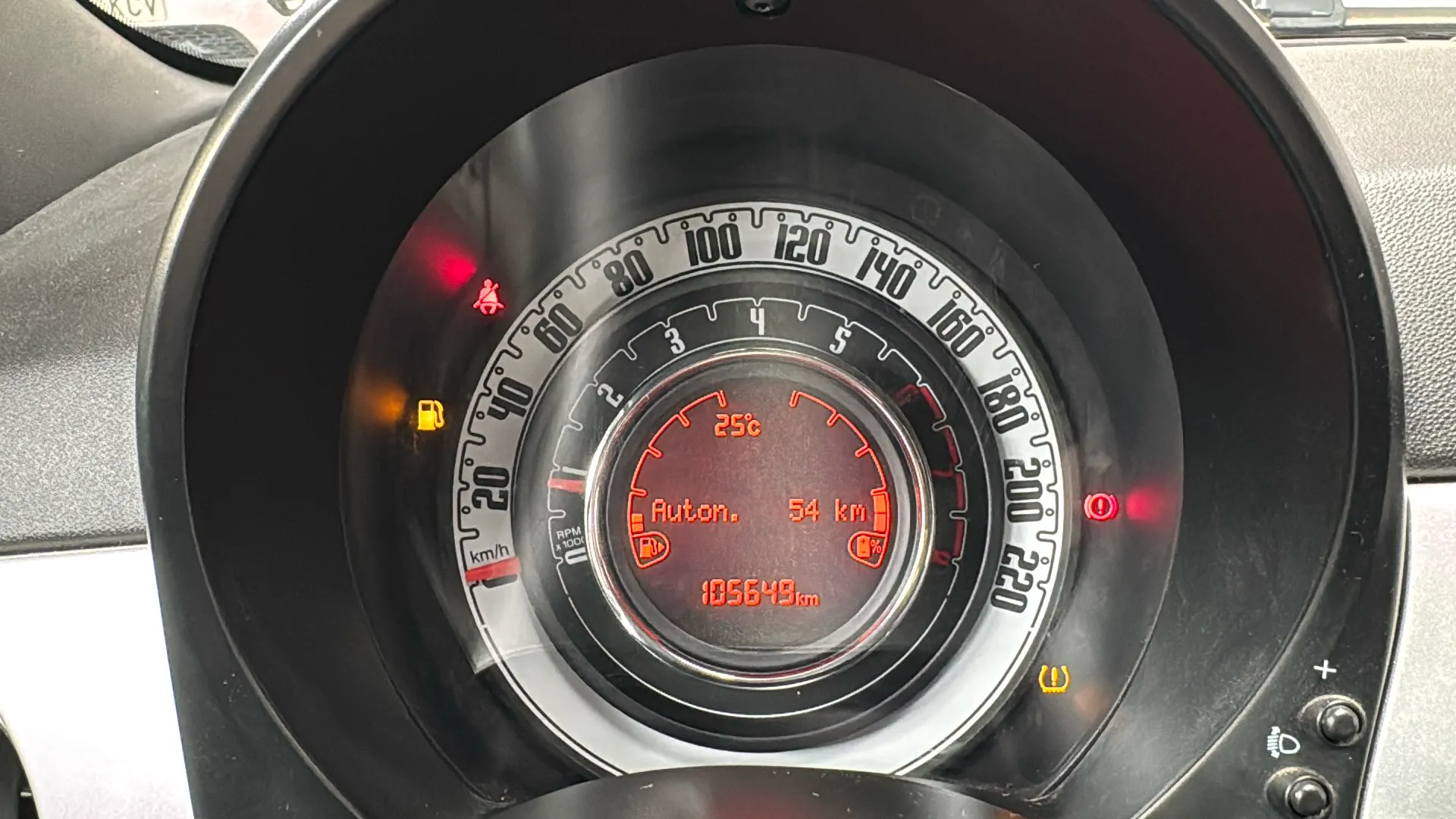 Fiat 500 Club 1.0 Hybrid - foto 15