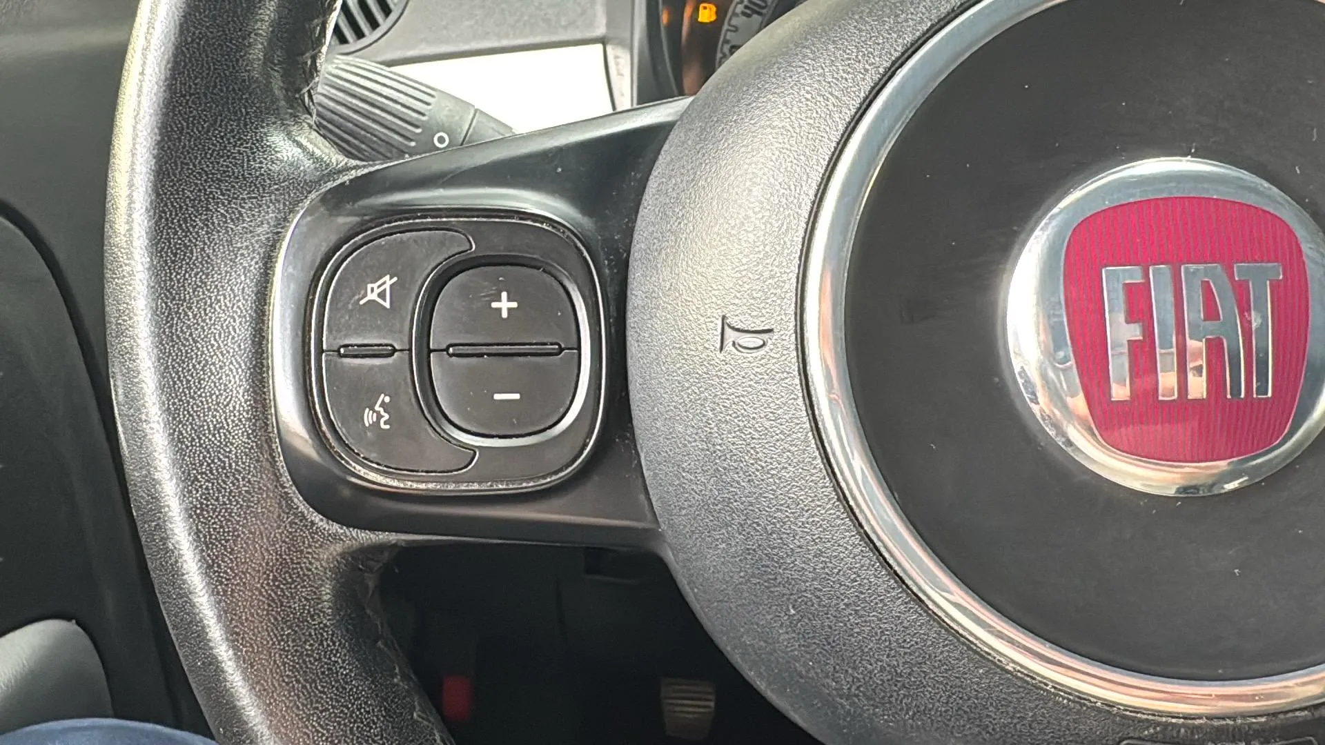 Fiat 500 Club 1.0 Hybrid - foto 20