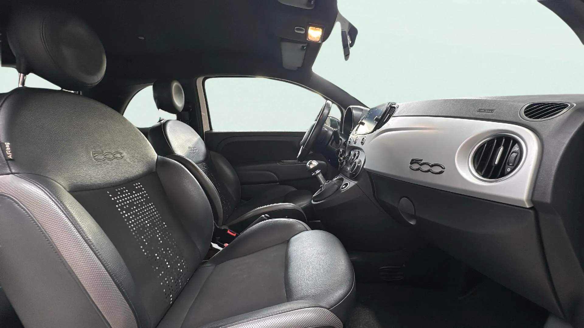 Fiat 500 Club 1.0 Hybrid - foto 10