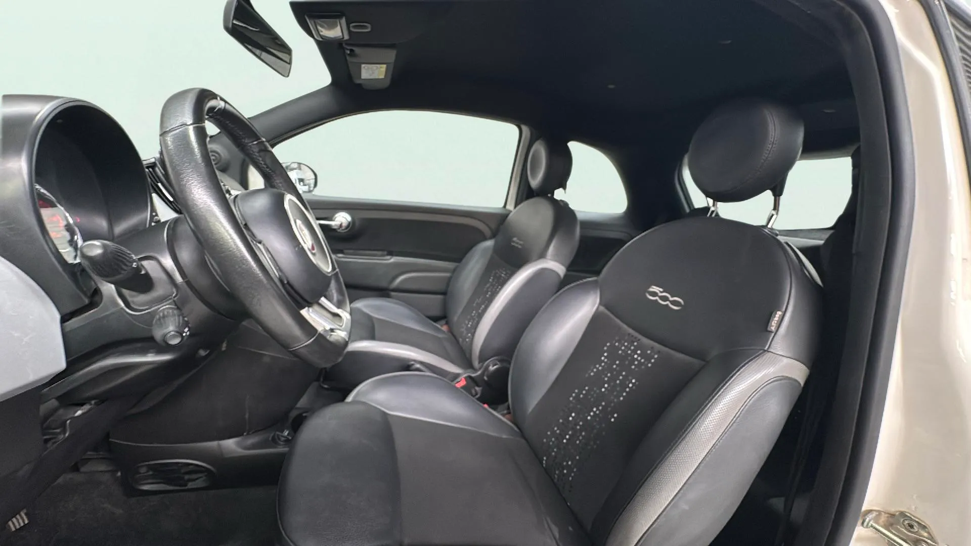 Fiat 500 Club 1.0 Hybrid - foto 9