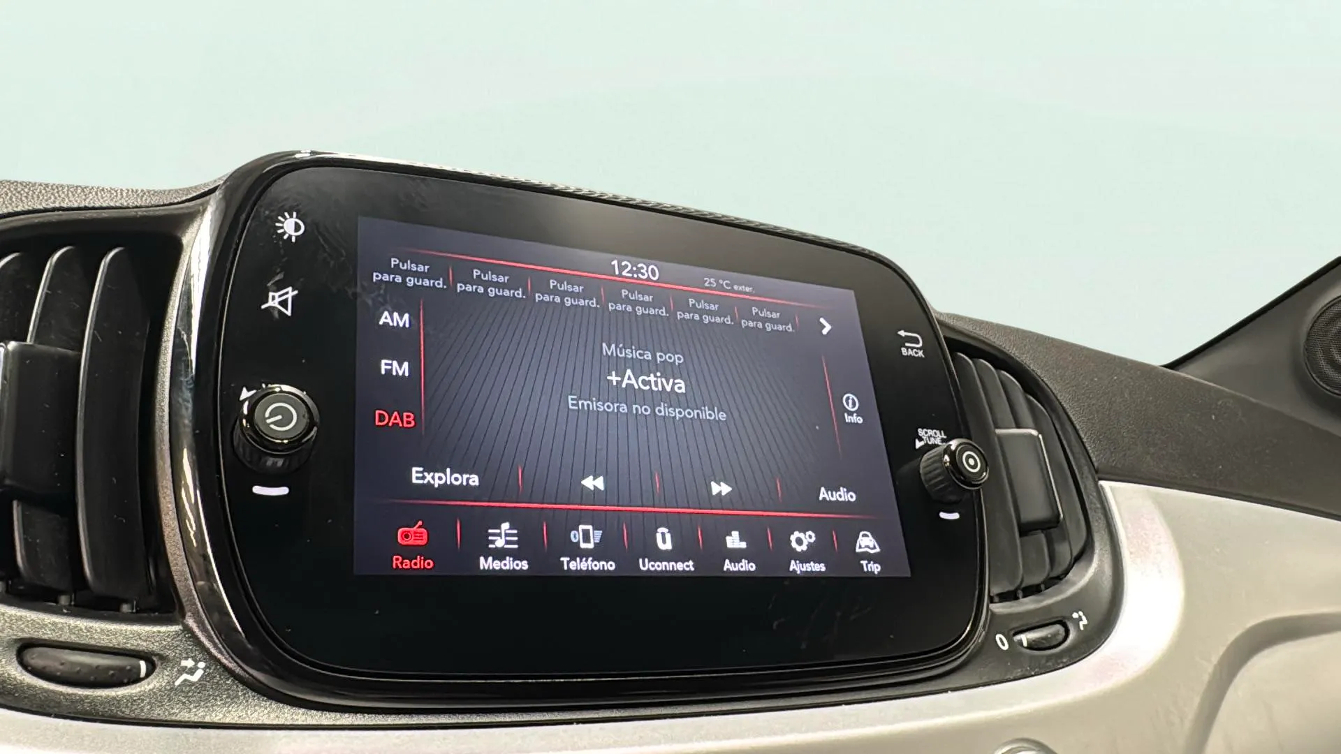 Fiat 500 Club 1.0 Hybrid - foto 17