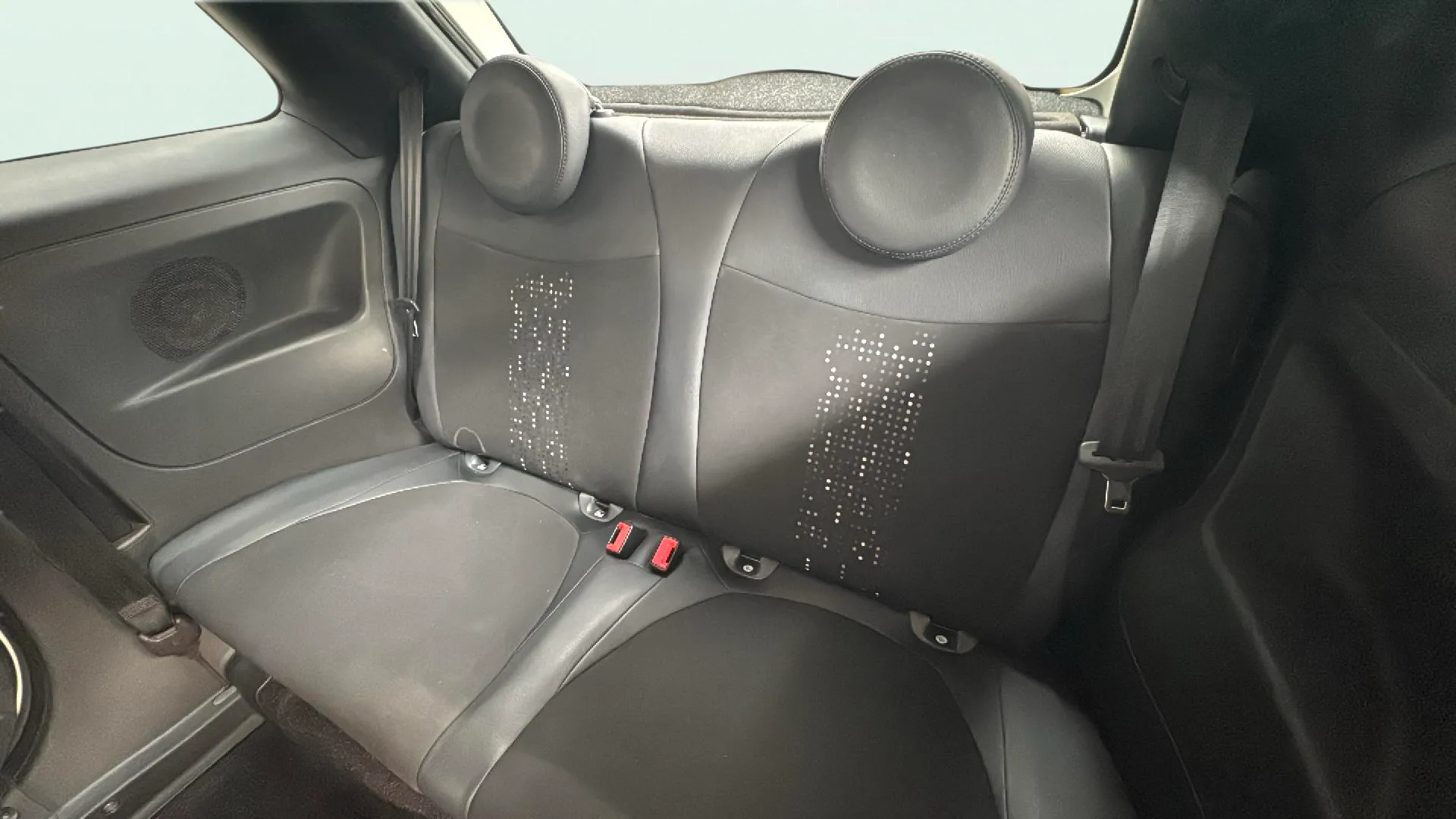 Fiat 500 Club 1.0 Hybrid - foto 11