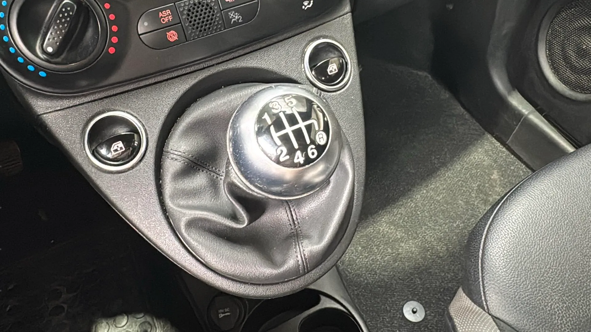 Fiat 500 Club 1.0 Hybrid - foto 18