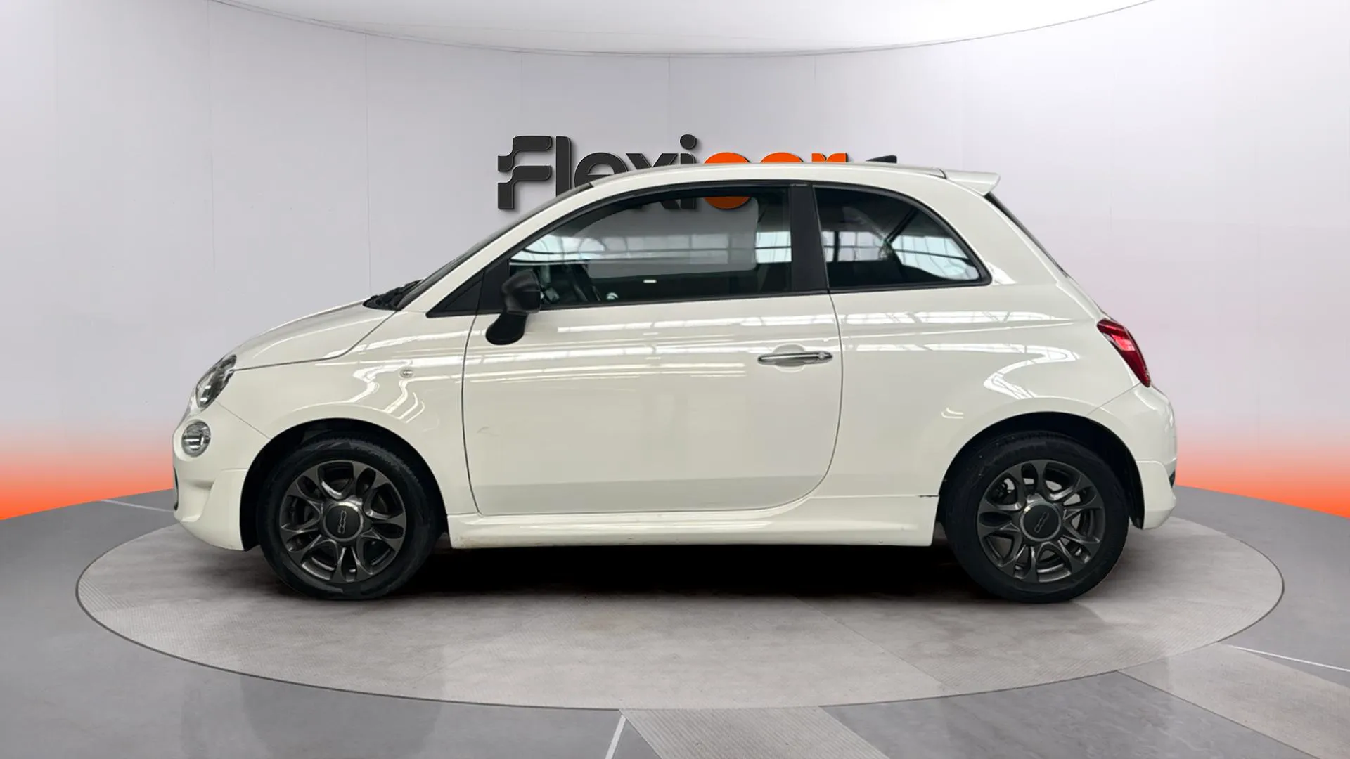 Fiat 500 Club 1.0 Hybrid - foto 4