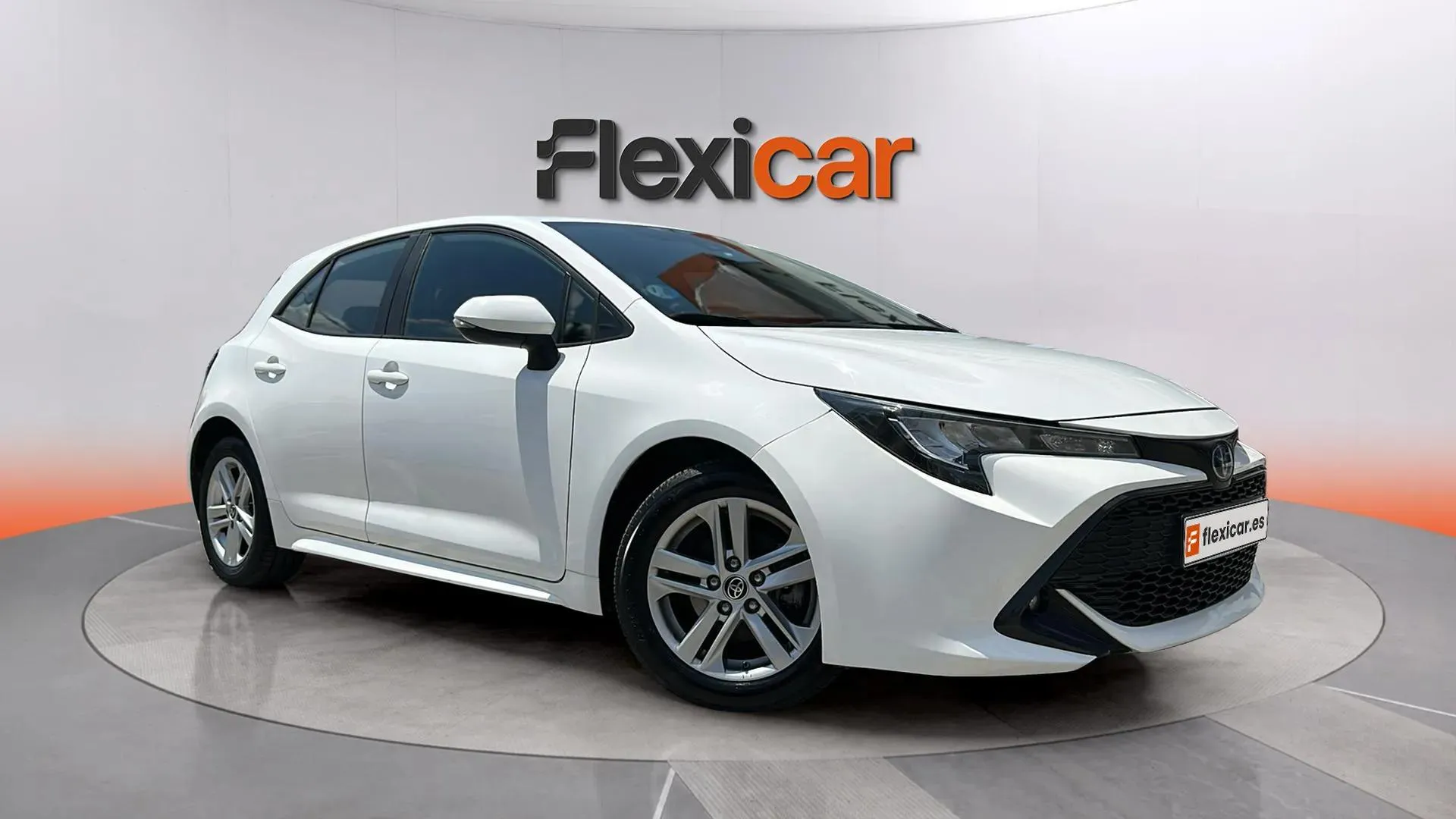 Toyota Corolla 1.8 125H Active Tech E-CVT - foto 1