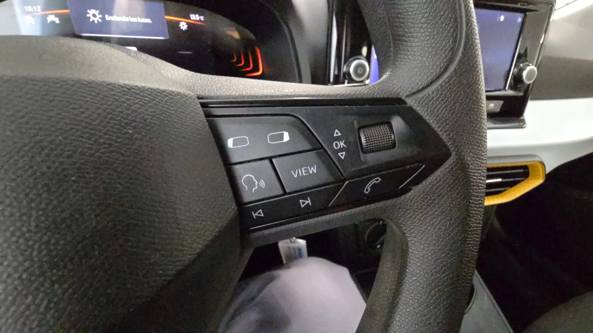 SEAT Ibiza 1.0 MPI Reference - foto 18