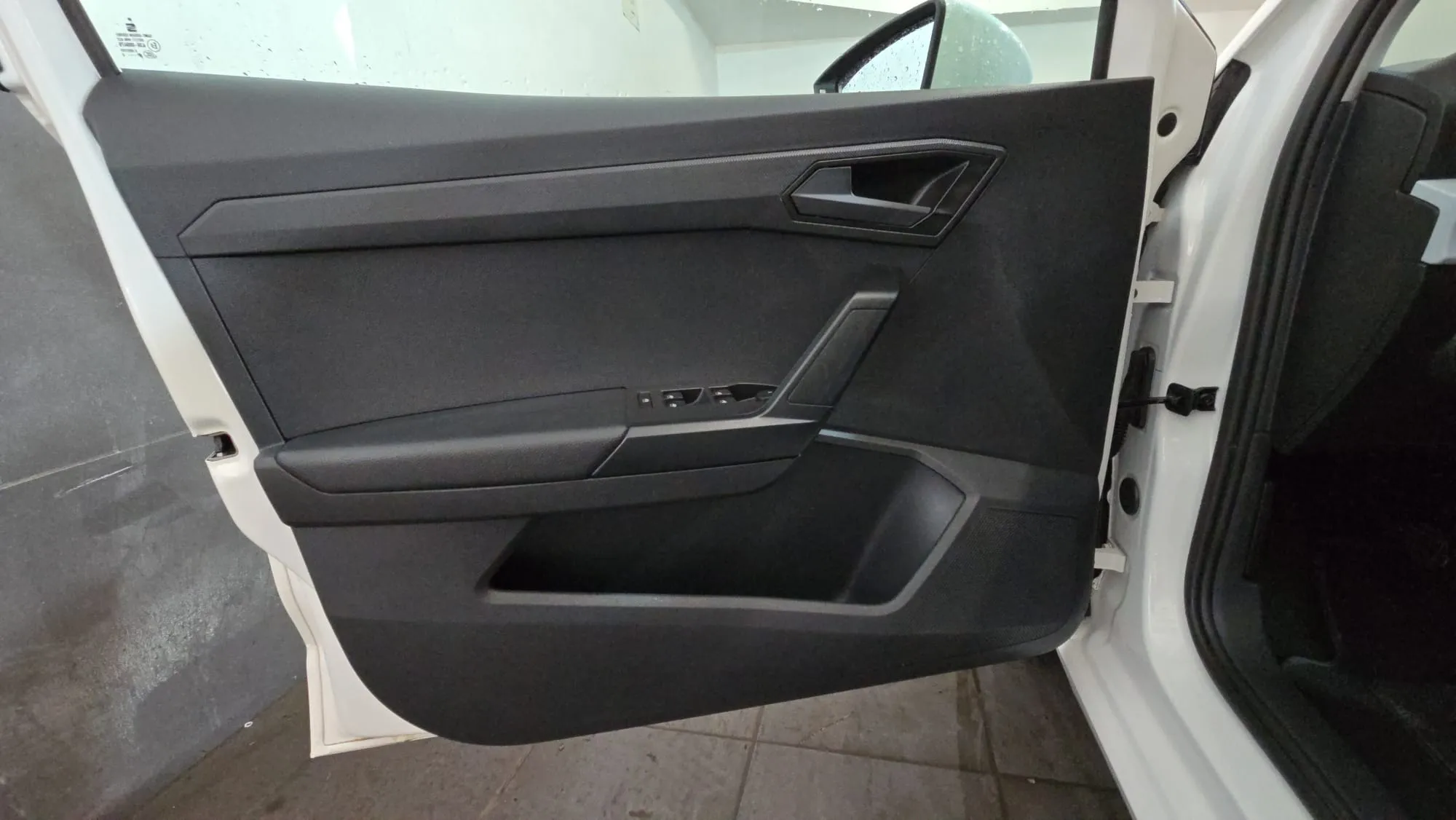SEAT Ibiza 1.0 MPI Reference - foto 21
