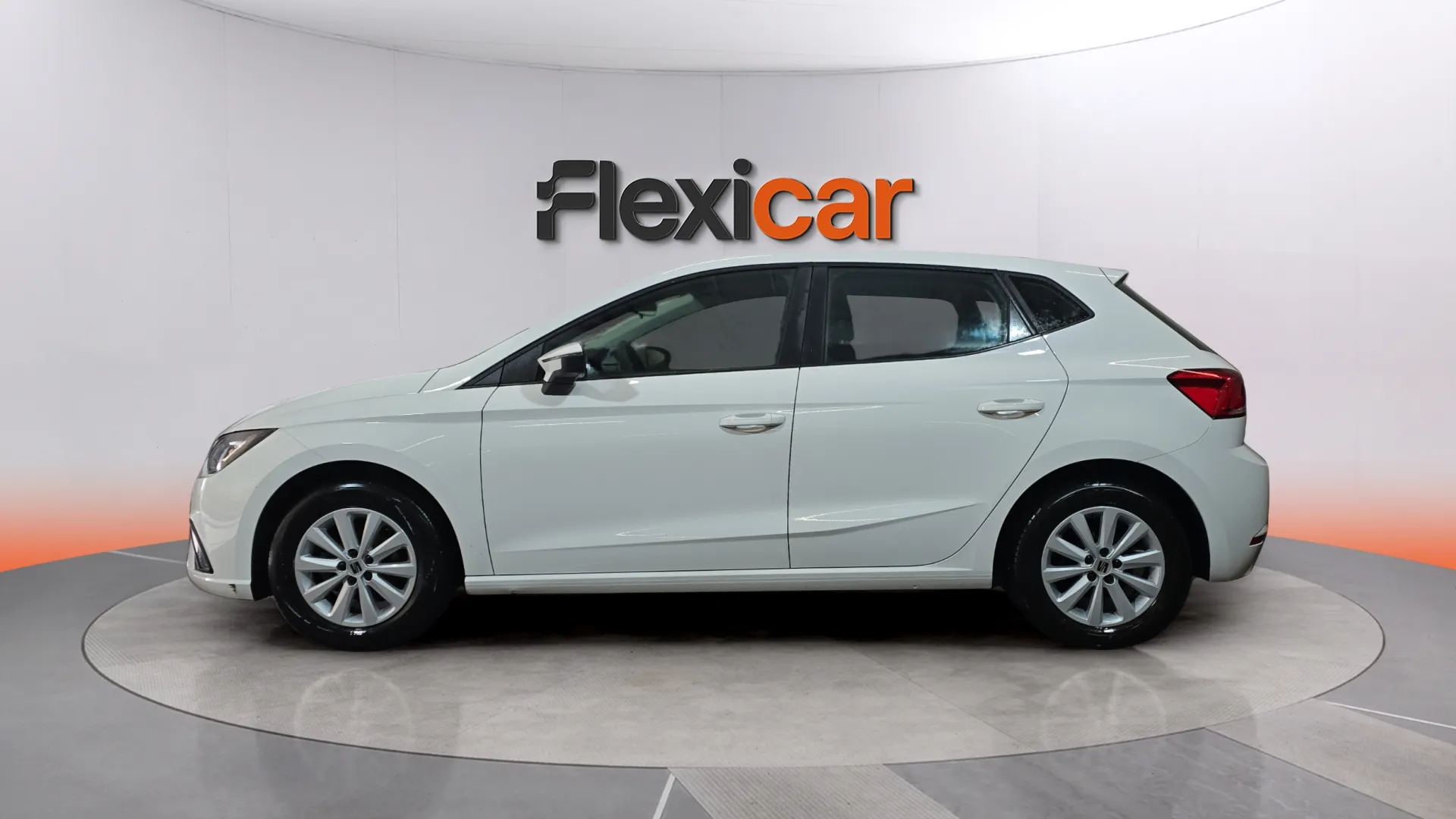 SEAT Ibiza 1.0 MPI Reference - foto 7