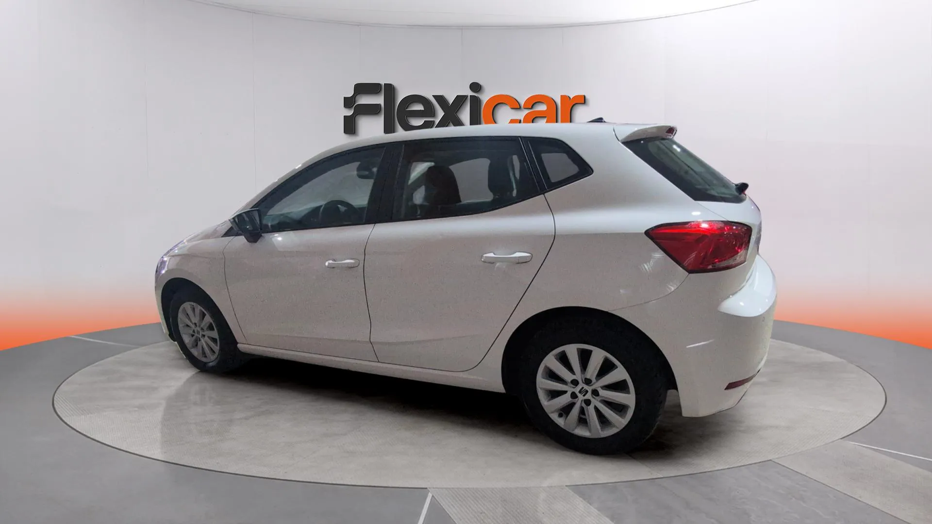 SEAT Ibiza 1.0 MPI Reference - foto 5
